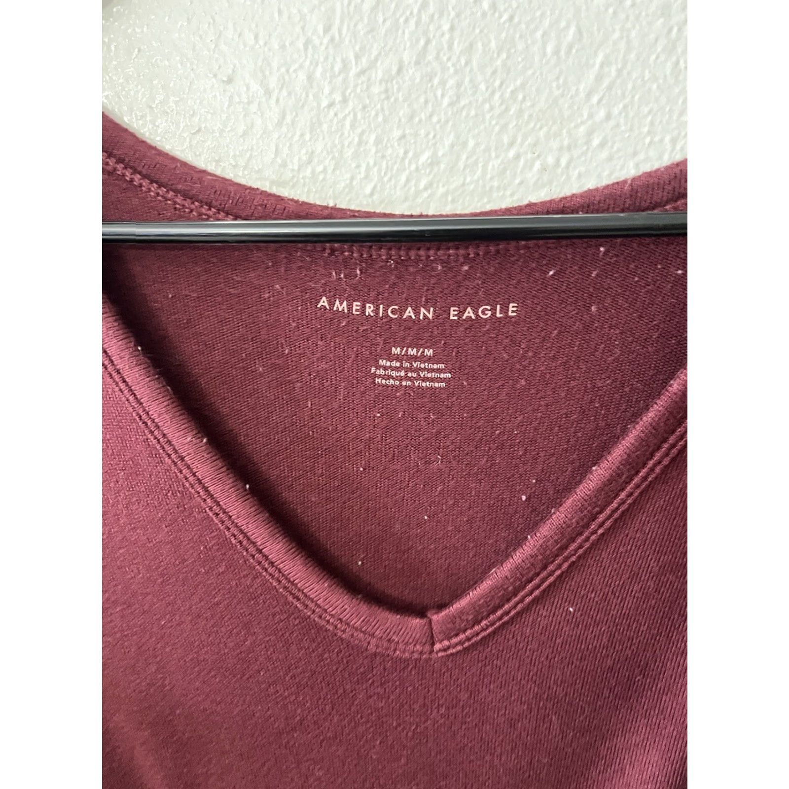 American Eagle Outfitters American Eagle Outfitters Shirt Womens M Red V-Neck Long Sleeve Pullover Logo Casual Classic Size M / US 6-8 / IT 42-44 - 2 Thumbnail
