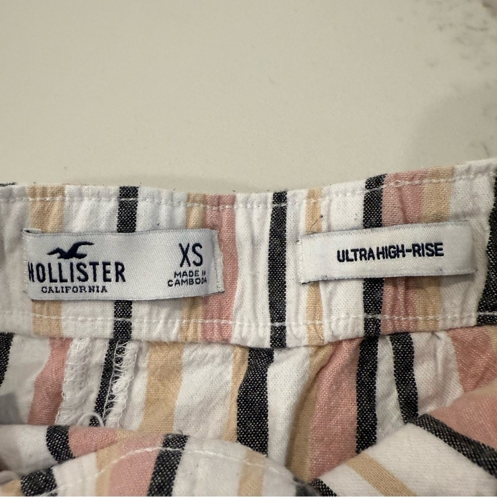 Hollister Hollister Ultra HighRise Striped Pencil Skirt Womens XS Size 26" / US 2 / IT 38 - 4 Thumbnail