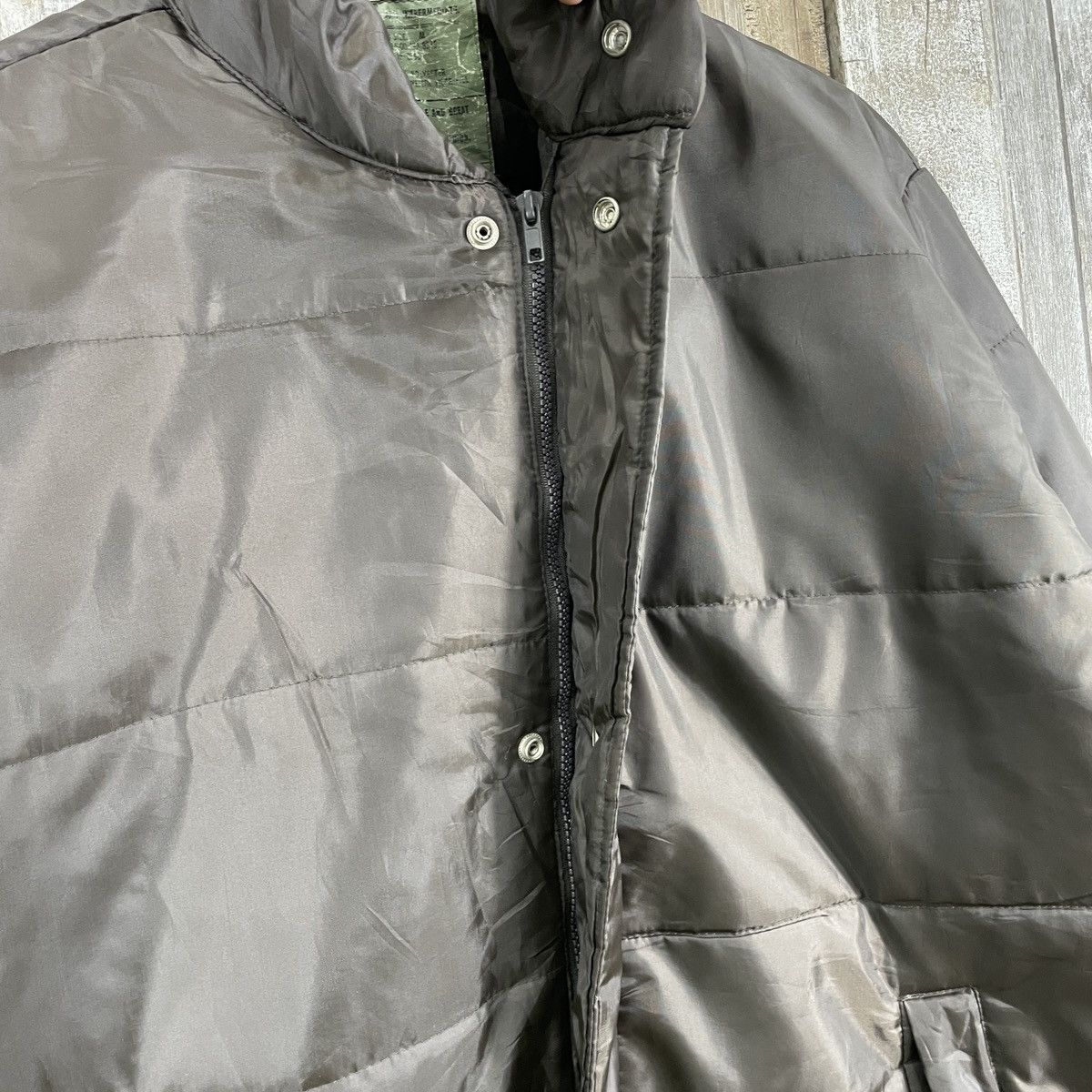 Vintage Vintage Military Puffer Plain Army Green Parkas Size US M / EU 48-50 / 2 - 10 Thumbnail