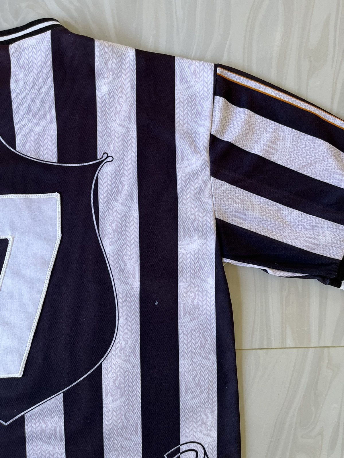 Vintage For both Vintage Newcastle jersey thaiold 90s & Beanie Size US XL / EU 56 / 4 - 9 Thumbnail