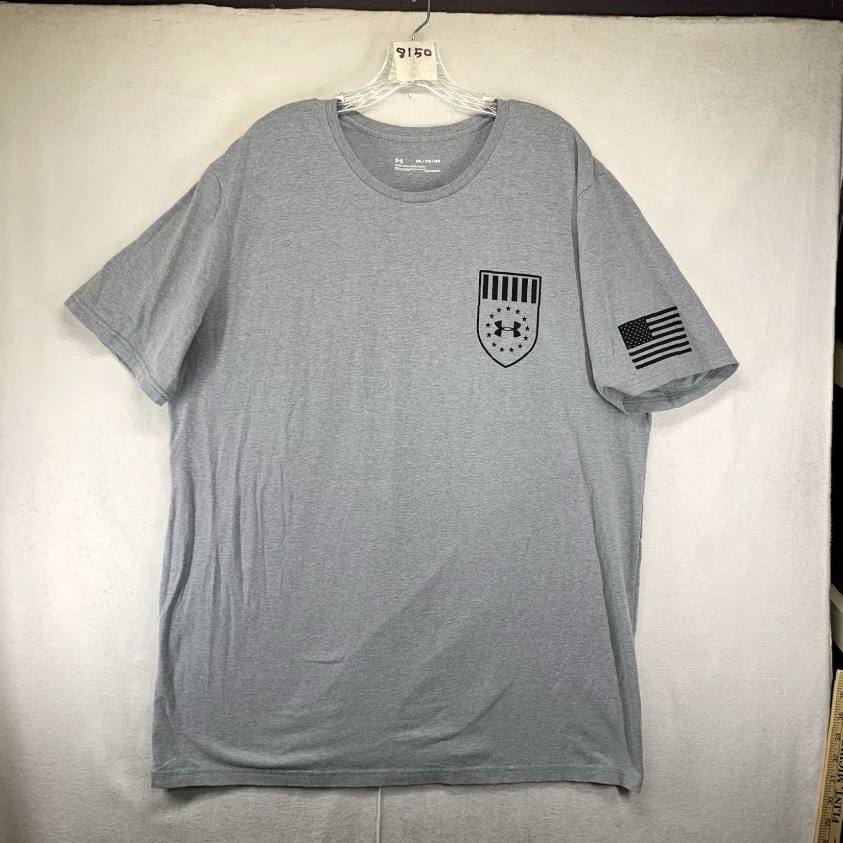 Under Armour VINTAGE Under Armour Men T-Shirt 2XL Gray Graphic Print American Flag Crew Neck Short Sleeve Athletic Tee Size US XXL / EU 58 / 5 - 5 Thumbnail