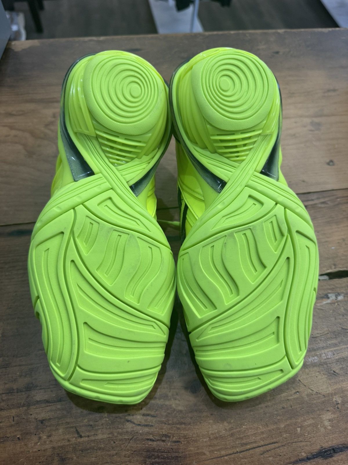 Balenciaga Balenciaga Tyrex “Lime Green” Low Sneaker 38 Size US 5.5 / EU 38 - 5 Thumbnail