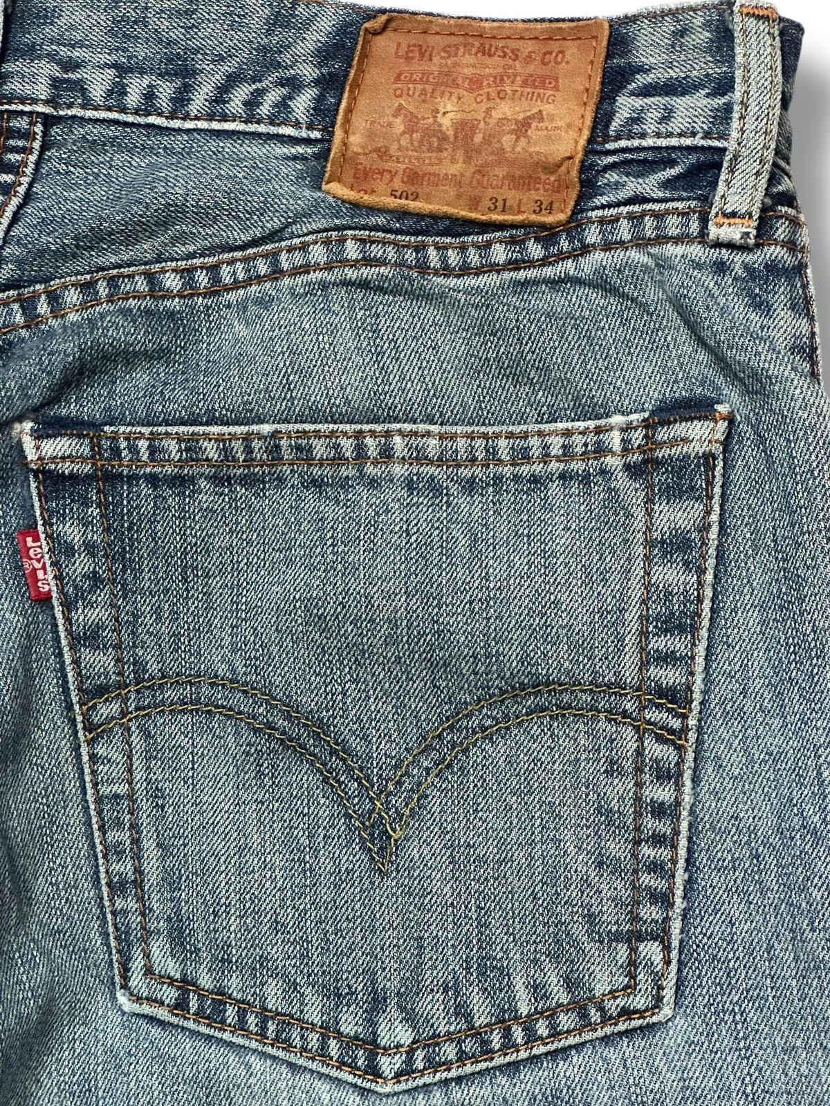 Levi's Levi's 502 Regular Fit With a Tapered Leg Faded & BlueWash Size US 31 - 8 Thumbnail