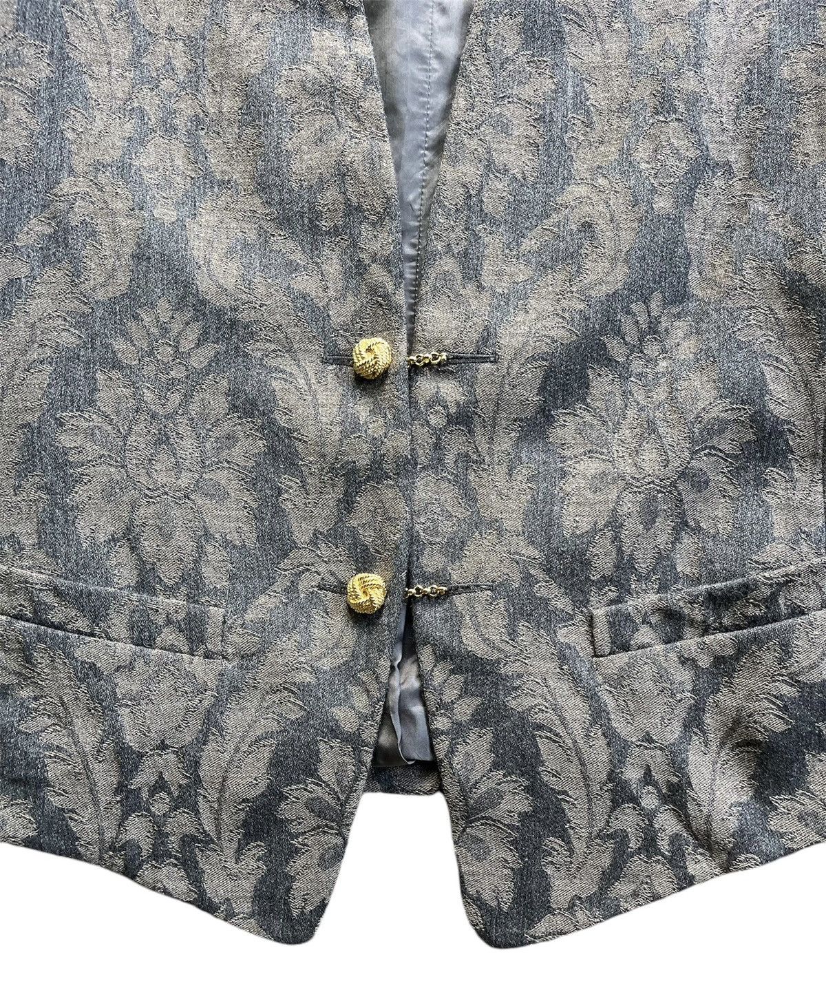 Salvatore Ferragamo Vintage Salvatore Ferragamo Cropped Floral Jacquard Jacket Size S / US 4 / IT 40 - 5 Thumbnail