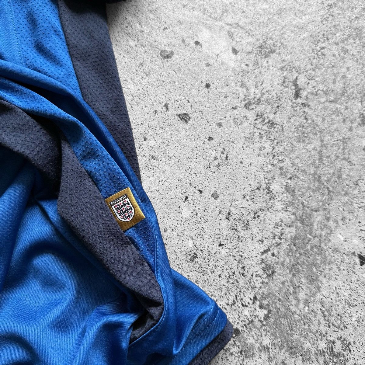 Umbro Umbro England Mens Vintage 00s Training Jersey Polo Blue Size US M / EU 48-50 / 2 - 5 Thumbnail