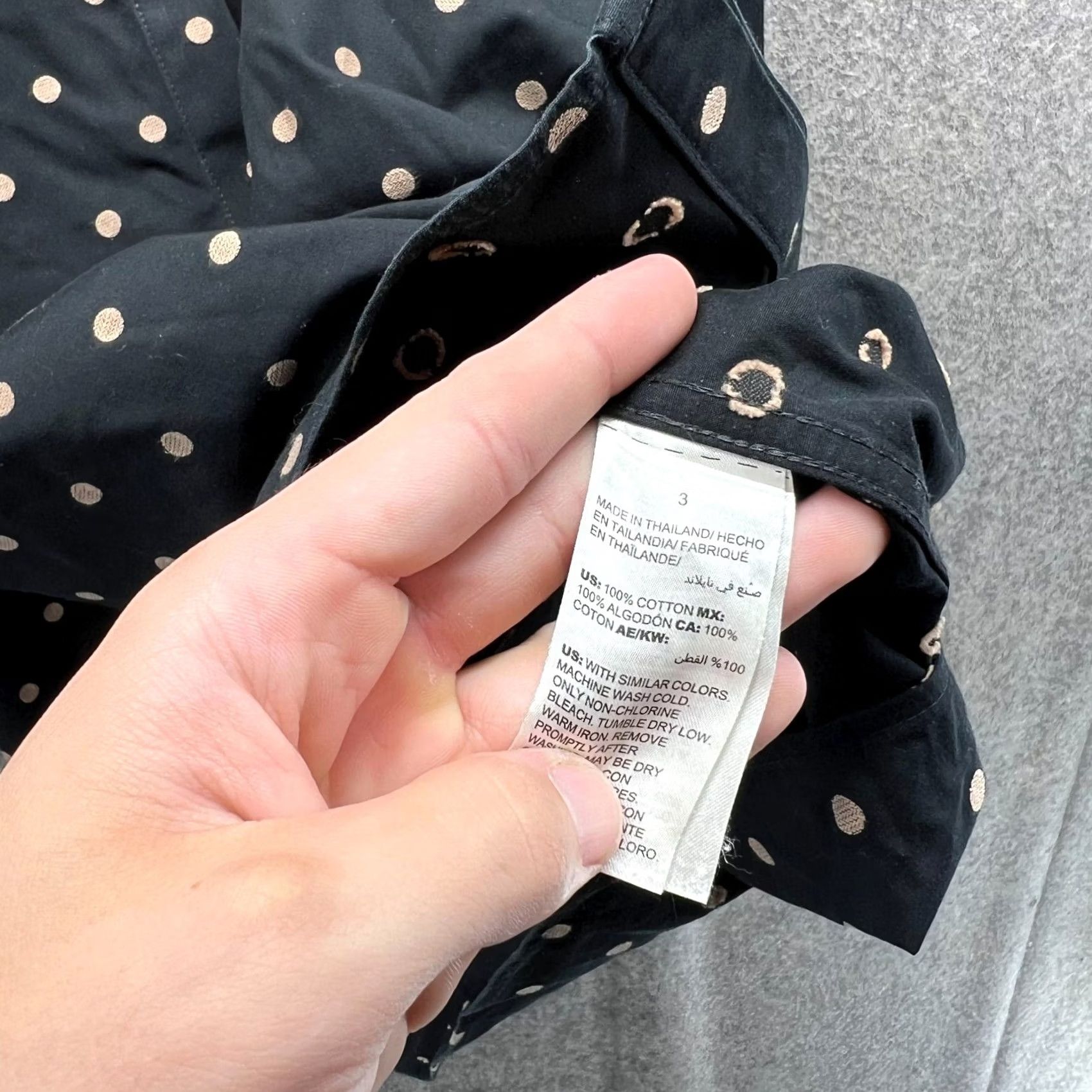 Vintage Chico's Shirt Womens 3 Black Button Down Preppy Non-Iron Space Dots Blouse Shirt Dressy Casual Party/Cocktail Travel Size XS / US 0-2 / IT 36-38 - 7 Thumbnail