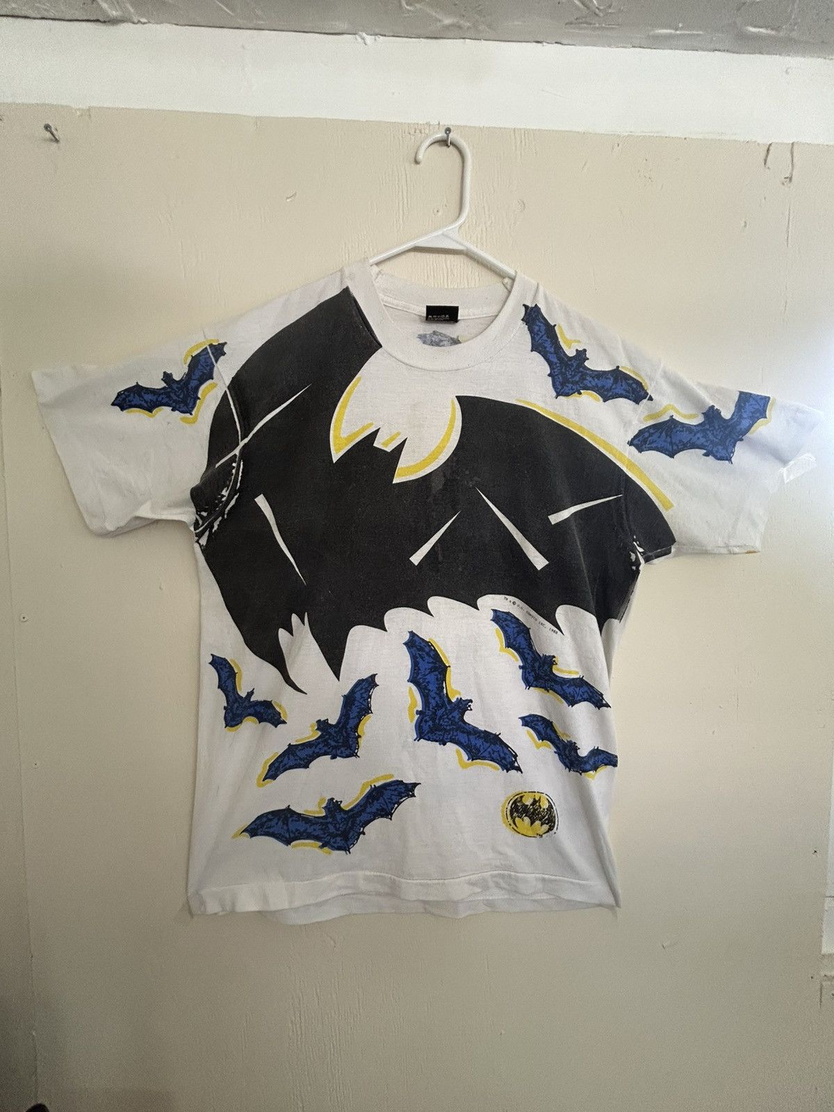 DC Comics 1988 Vintage Batman AOP Bats DC Comics T-shirt Size US L / EU 52-54 / 3 - 2 Thumbnail