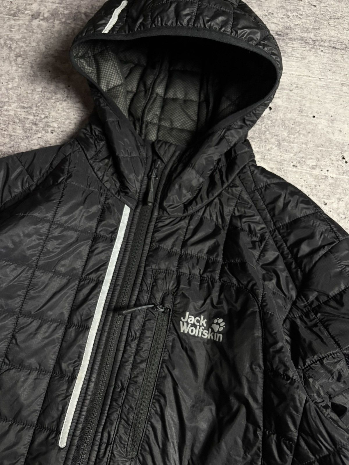Jack Wolfskin Jack Wolfskin Light Puffer Jacket Size US L / EU 52-54 / 3 - 4 Thumbnail