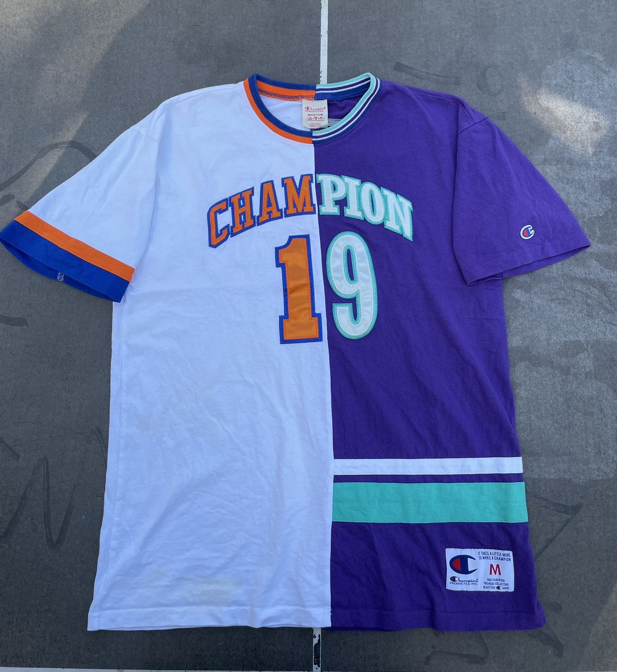 Champion × NBA × Vintage Champion #19 Vintage NBA T shirt Size US M / EU 48-50 / 2 - 1 Thumbnail
