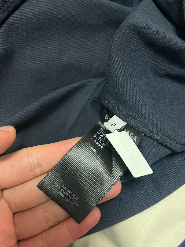 Balenciaga Balenciaga Wash and make old hoodie 2505-Nextarrow Size US M / EU 48-50 / 2 - 4 Thumbnail