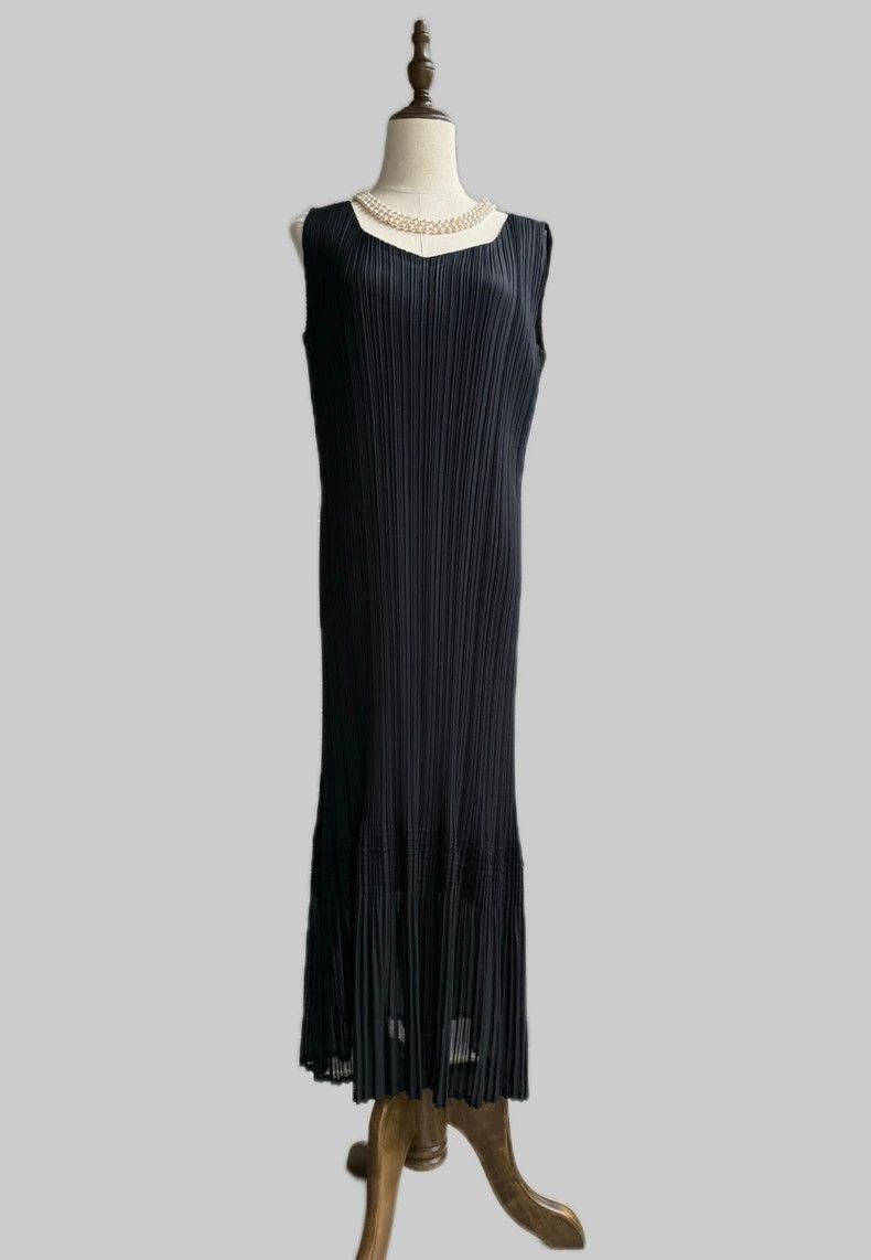 Issey Miyake Issey Miyake black dress Size M / US 6-8 / IT 42-44 - 4 Thumbnail