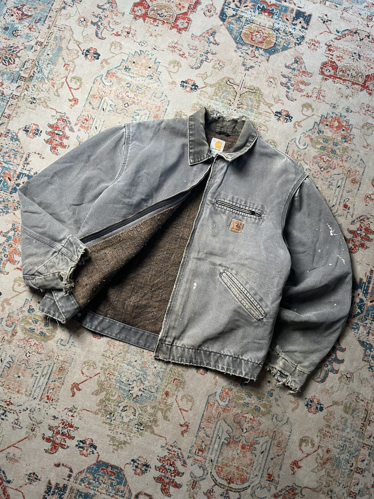 Carhartt Vintage Disressed Carhartt J97GVL Detroit Jacket Gravel Grey Size US XL / EU 56 / 4 - 2 Thumbnail