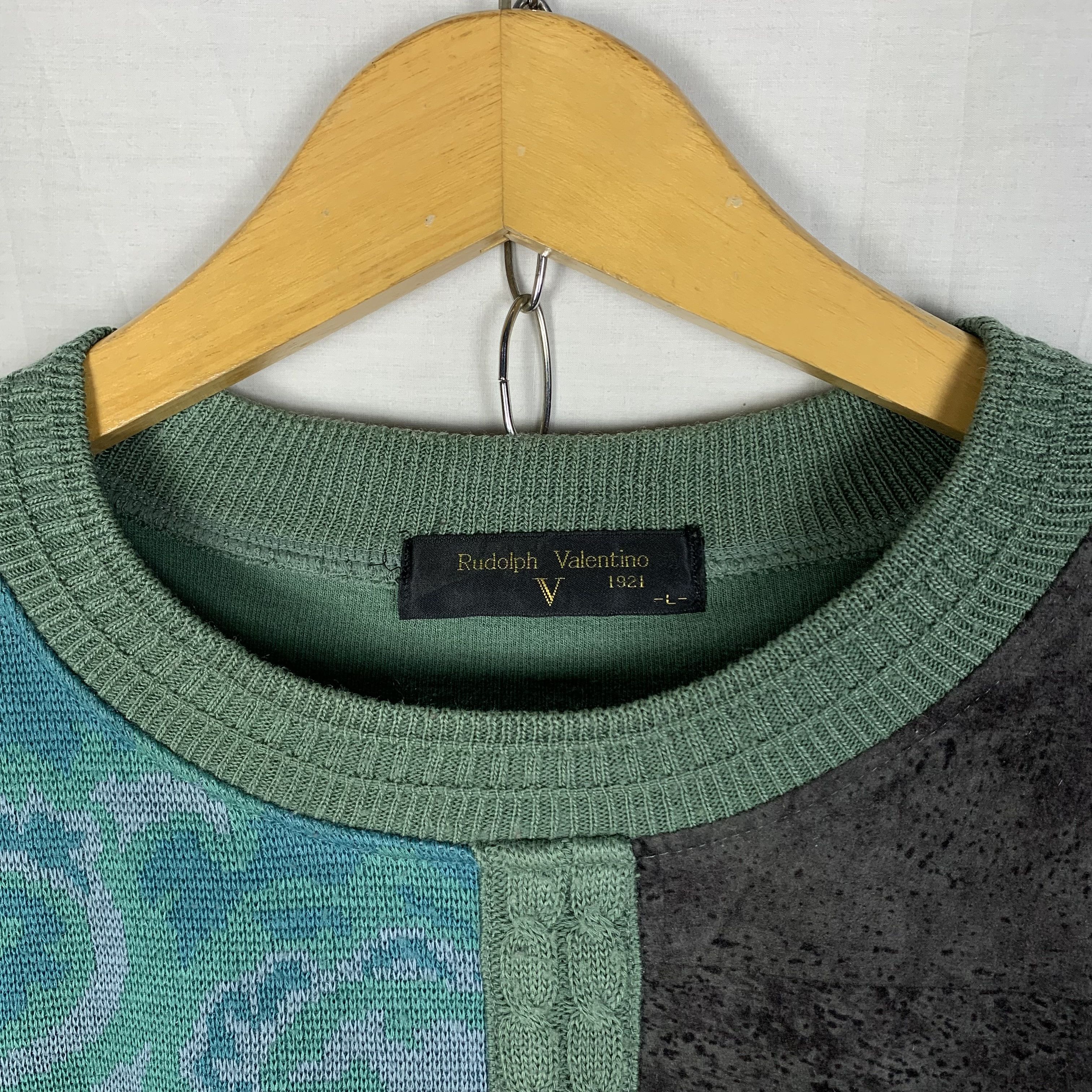 Valentino Vintage Rudolph Valentino Pattern Sweatshirt Boxy Crewneck Size US L / EU 52-54 / 3 - 5 Thumbnail