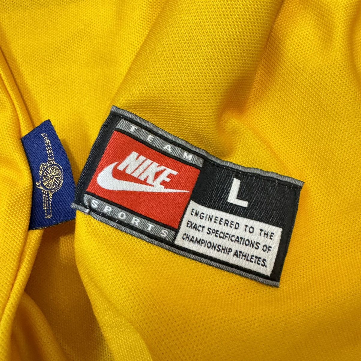Vintage Arsenal 97/99 vintage away jersey Size US L / EU 52-54 / 3 - 6 Thumbnail