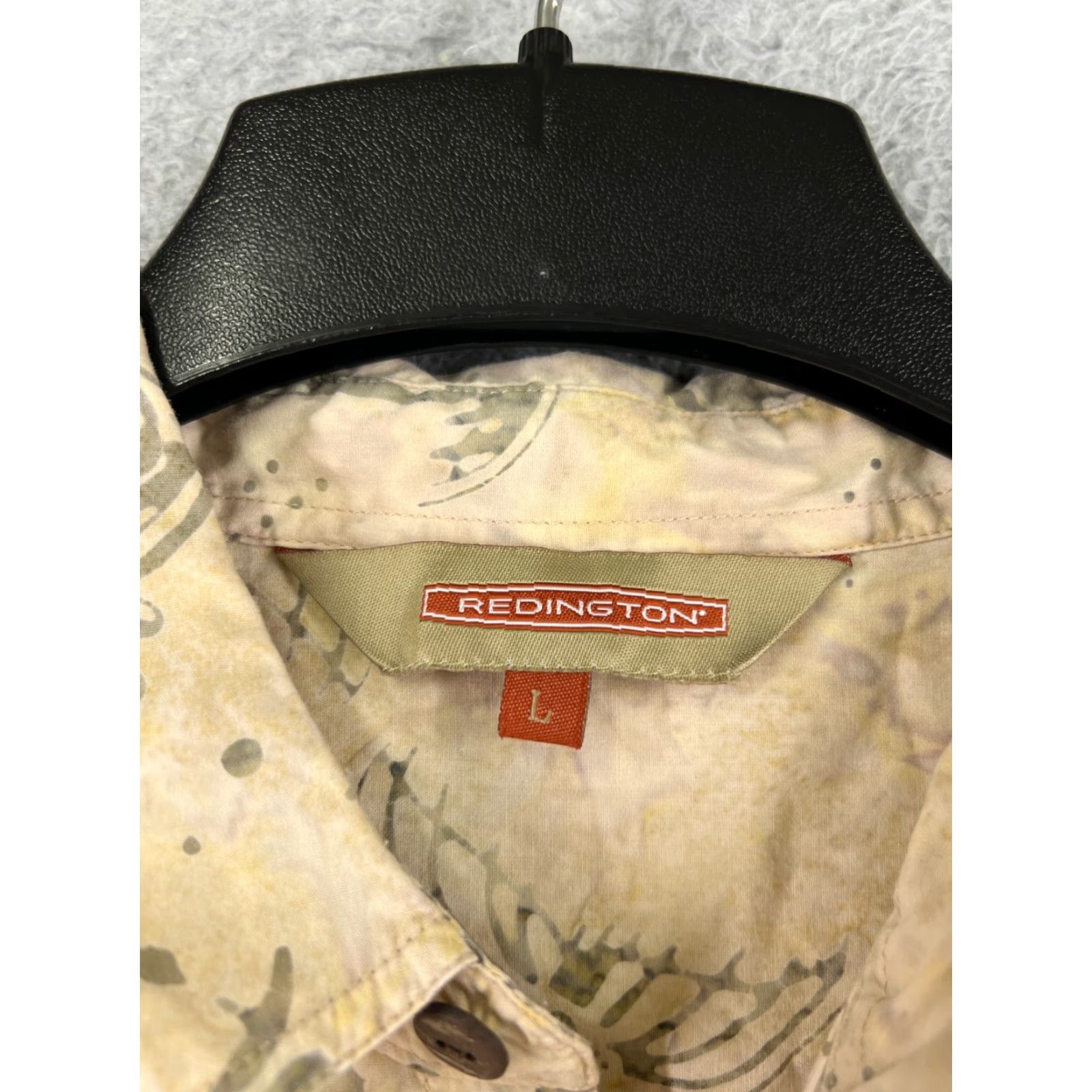 Altamont Altamont Shirt Adult Large Beige Fish Hawaiian All Over Print Short Sleeve Button-Up Mens Regular Size Large Beige Fish Hawaiian Pattern 90s Theme? Size US L / EU 52-54 / 3 - 7 Thumbnail