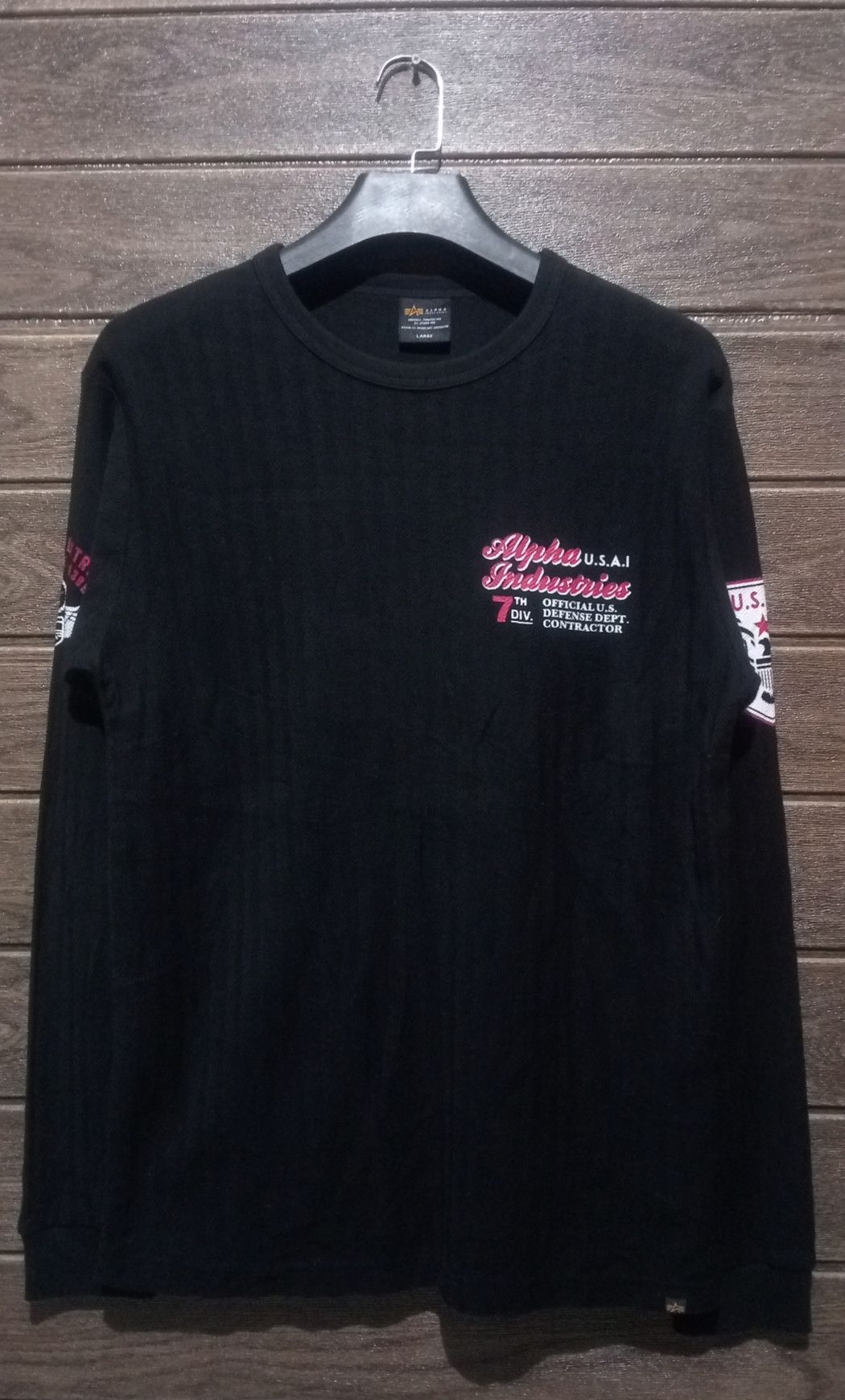 Alpha Industries Vintage Alpha Industries U.S.A.I 7th Div Long Sleeve Tshirt Size US M / EU 48-50 / 2 - 11 Thumbnail
