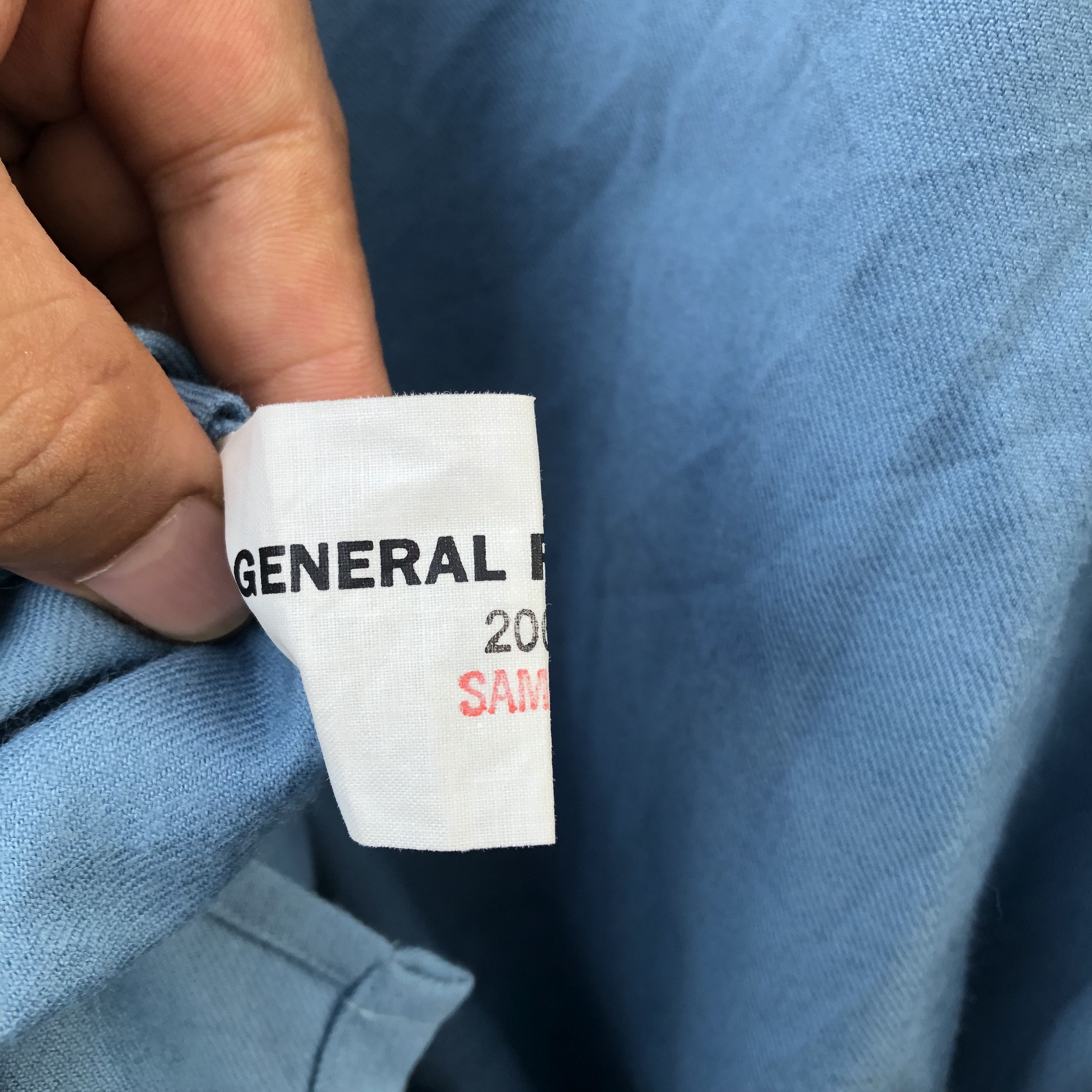 General Research Distressed Sample General Research arabic 2000s Size US M / EU 48-50 / 2 - 6 Thumbnail