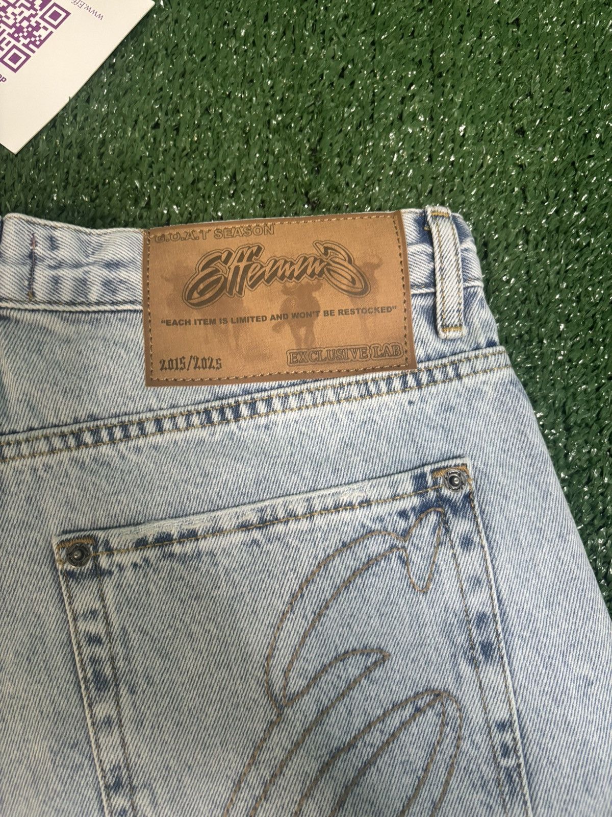 Other Effemme Short Light Goat Size US 36 / EU 52 - 3 Thumbnail