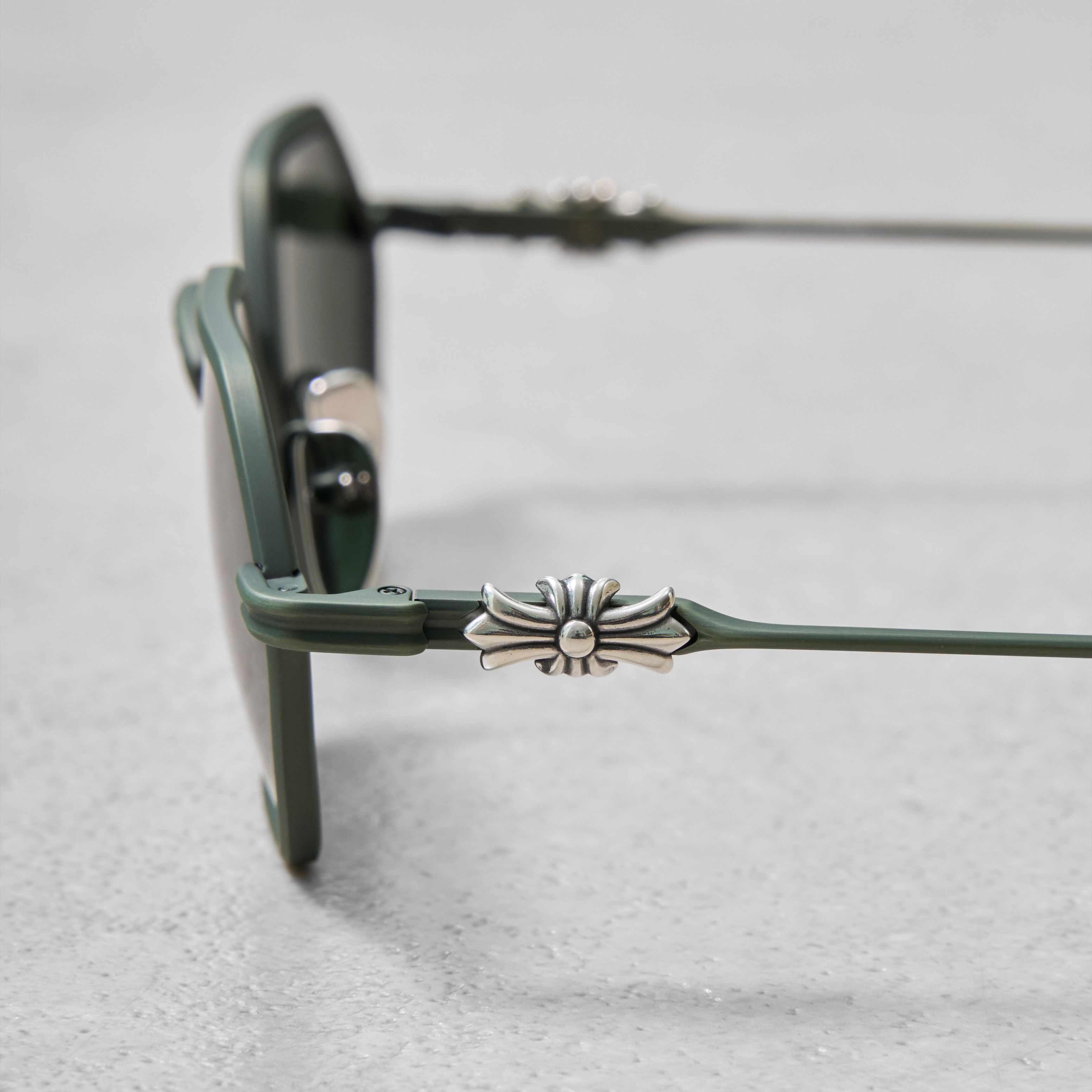 Chrome Hearts CHROME HEARTS DATASS BRUSHED DARK OLIVE Size ONE SIZE - 4 Thumbnail