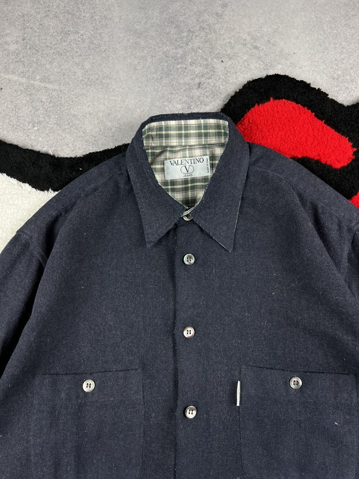 Valentino Vintage Valentino Wool Old Money Luxury Button Up Shirt Size US XL / EU 56 / 4 - 4 Thumbnail