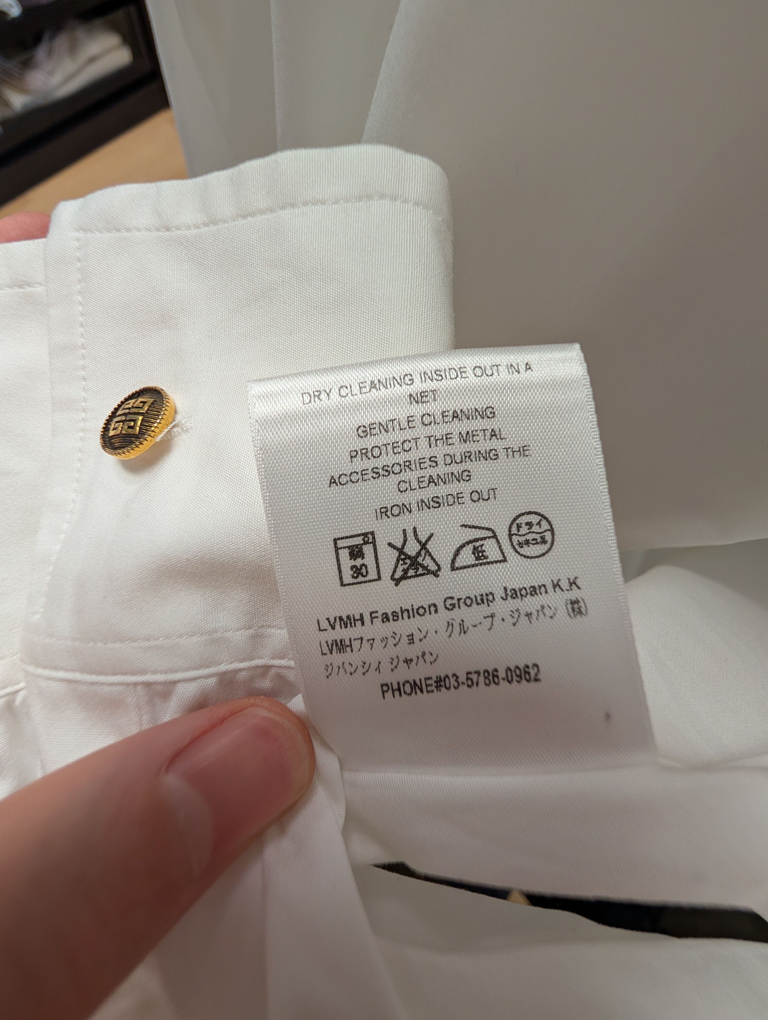 Givenchy Givenchy classic white shirt golden sleek logo Size US M / EU 48-50 / 2 - 6 Thumbnail
