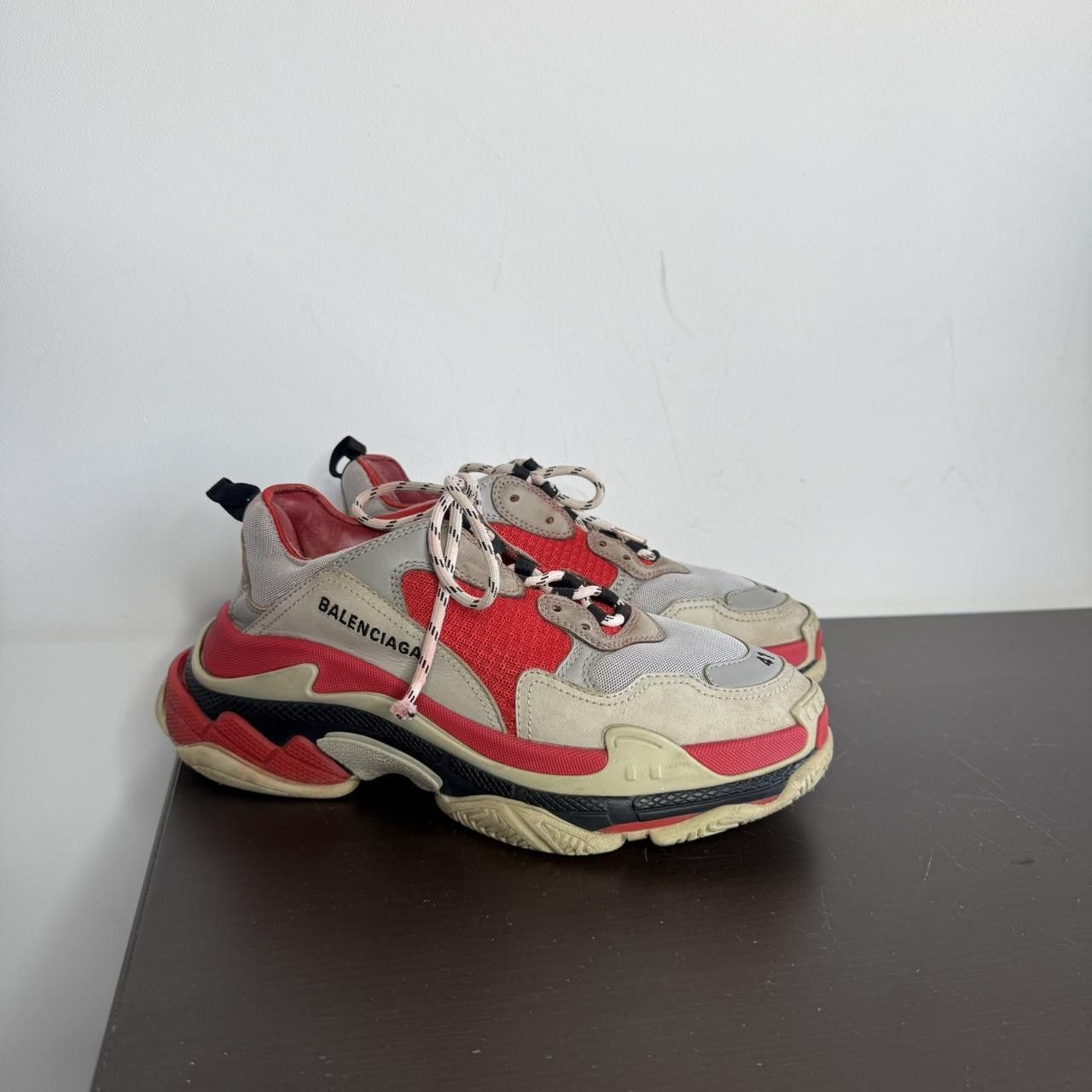 Balenciaga Balenciaga Triple S Oversize Sneakers Pink White Size US 8.5 / EU 41-42 - 1 Thumbnail
