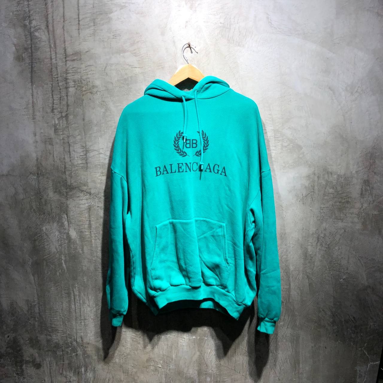 Balenciaga Balenciaga BB Logo Crown Hoodie Size US XL / EU 56 / 4 - 1 Thumbnail