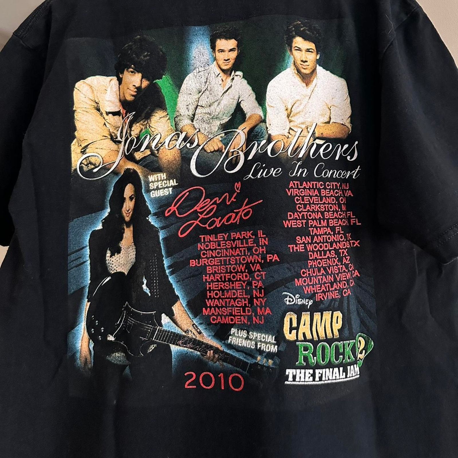 Band Tees × Vintage Vintage 2010 Jonas Brothers Band Shirt Size US L / EU 52-54 / 3 - 7 Thumbnail