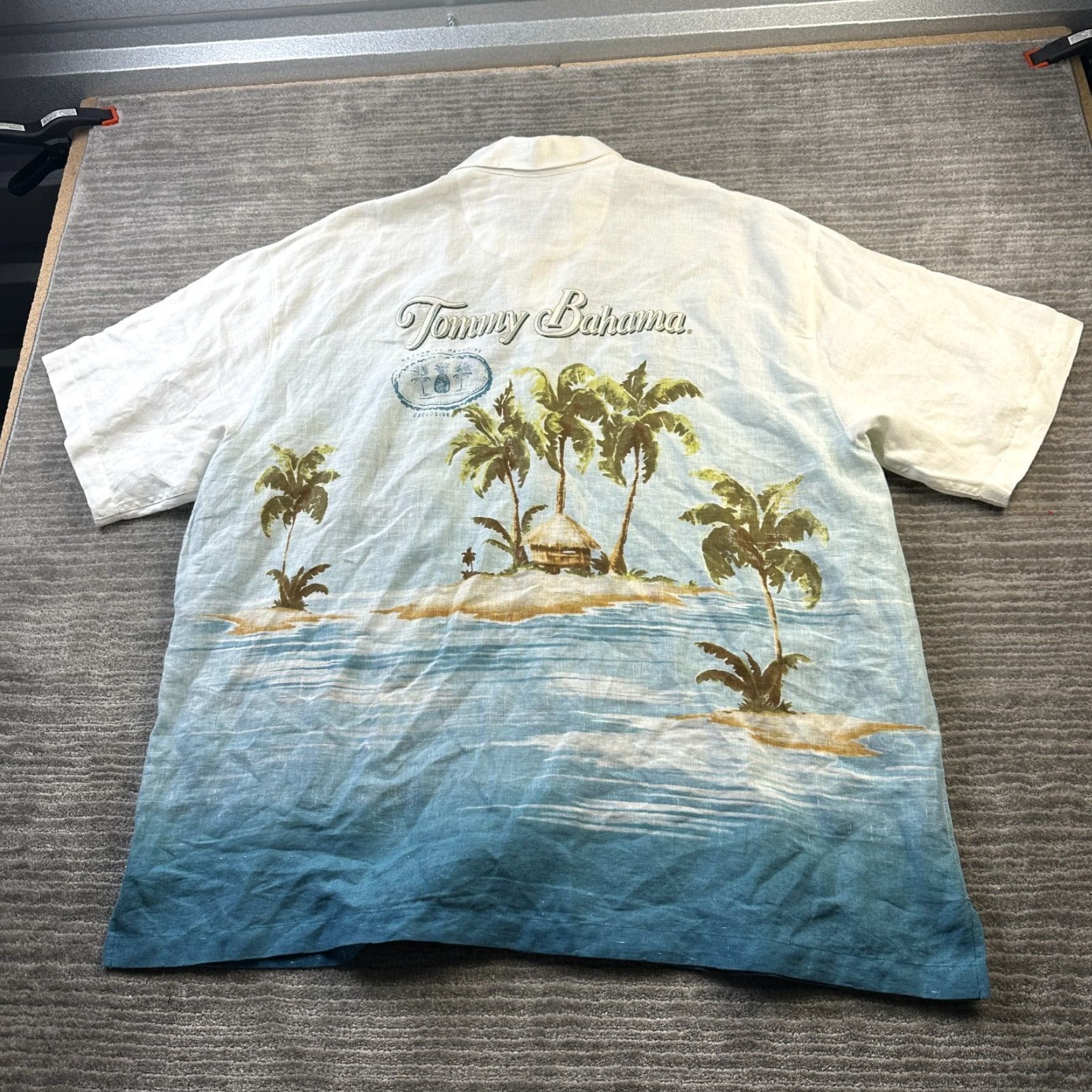 Tommy Bahama Tommy Bahama Shirt Mens 2XL XXL Blue Linen Panel Back All Over Print Size US XXL / EU 58 / 5 - 2 Thumbnail