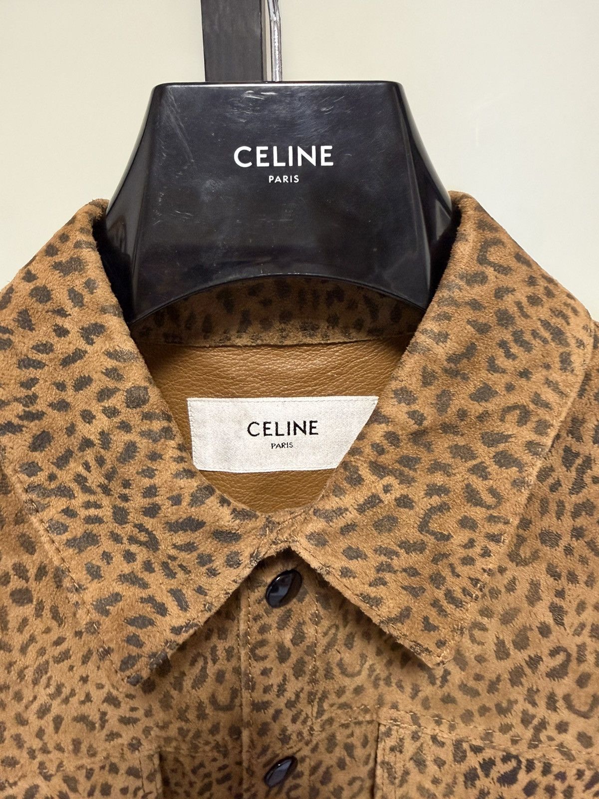 Celine × Hedi Slimane RARE - FW20 Leopard Print Suede Trucker Jacket Size US S / EU 44-46 / 1 - 2 Thumbnail