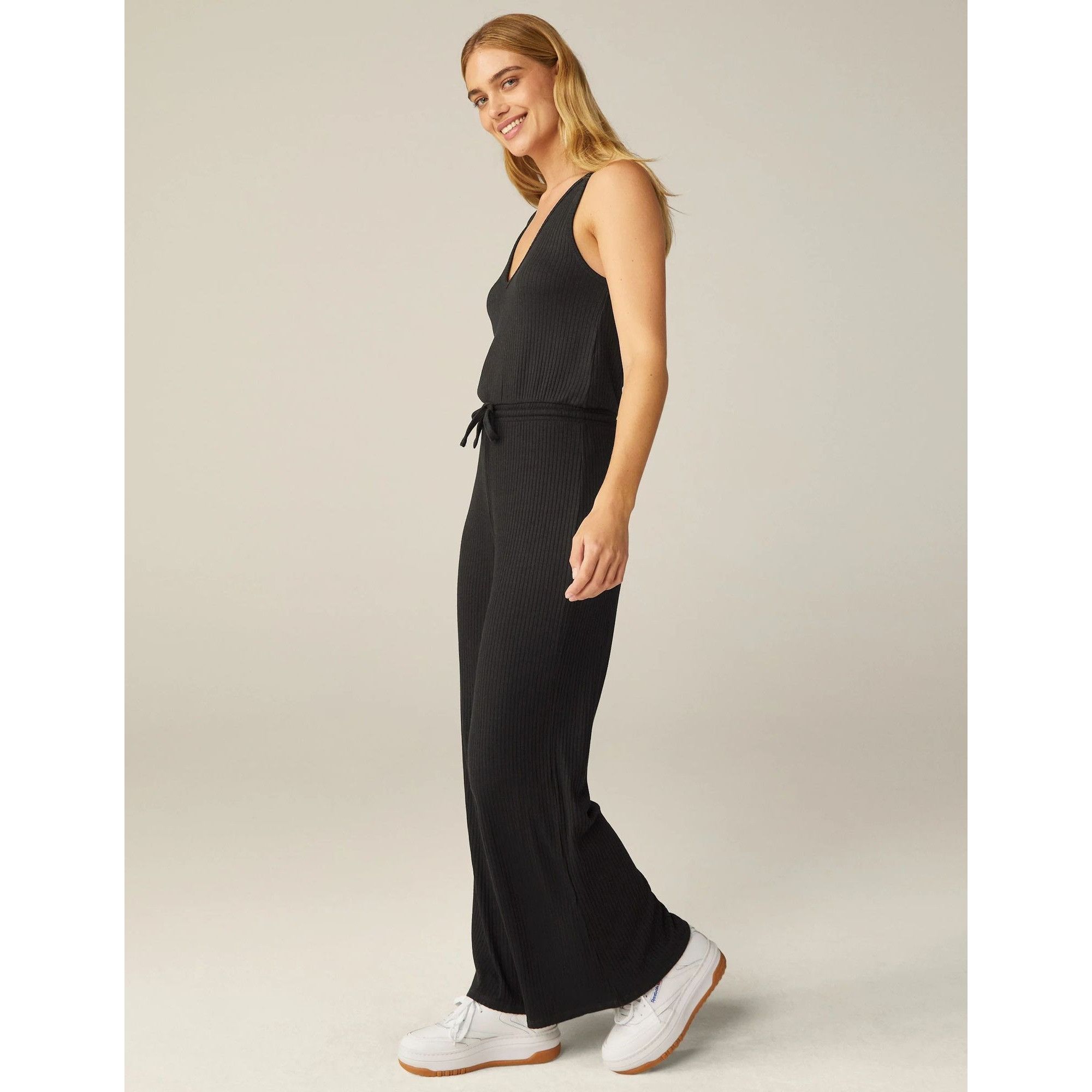 Beyond Yoga Beyond Yoga Black Ribbed Jetsetter Jumpsuit Sleeveless V-Nec Size 28" / US 6 / IT 42 - 5 Thumbnail