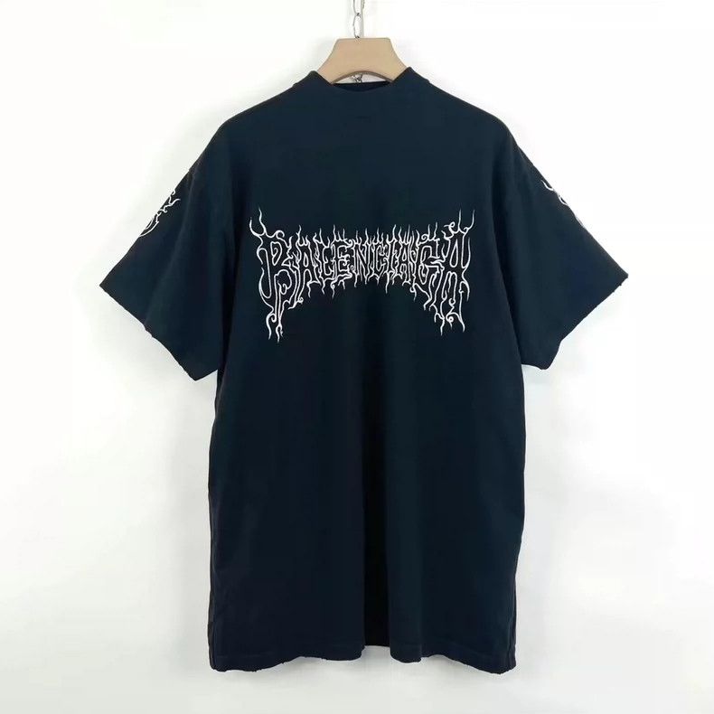 Balenciaga Balenciaga Black Gothic Flame Letter Logo Short Sleeve T-S Size US S / EU 44-46 / 1 - 1 Thumbnail