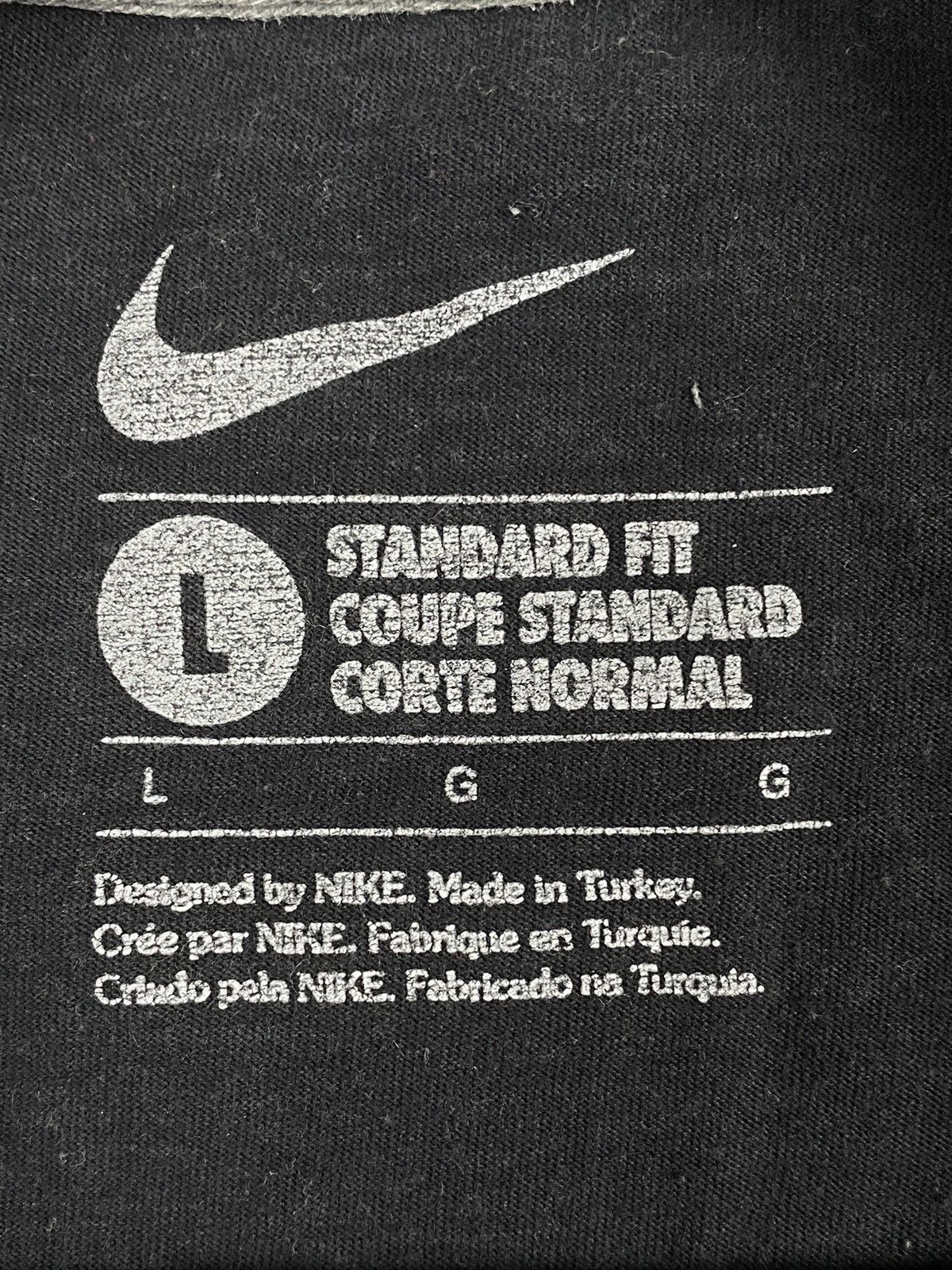 Nike Vintage 00s Nike Big Logo Y2K Drill Hype T Shirt Tee Size US L / EU 52-54 / 3 - 8 Thumbnail