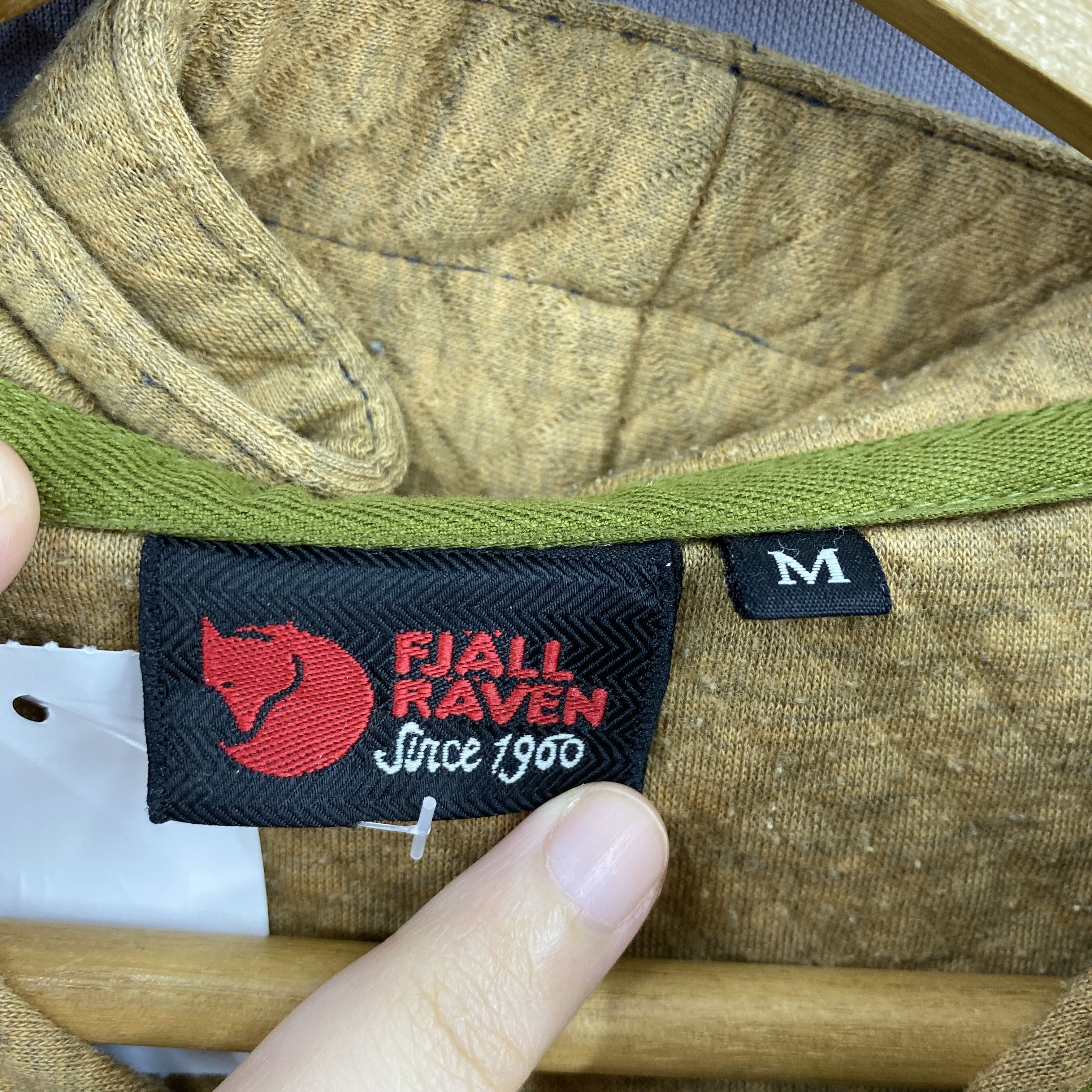 Fjallraven Vintage Fjallraven Quilted Zip Up Hoodie Sweatshirt Kanken Size US M / EU 48-50 / 2 - 14 Thumbnail