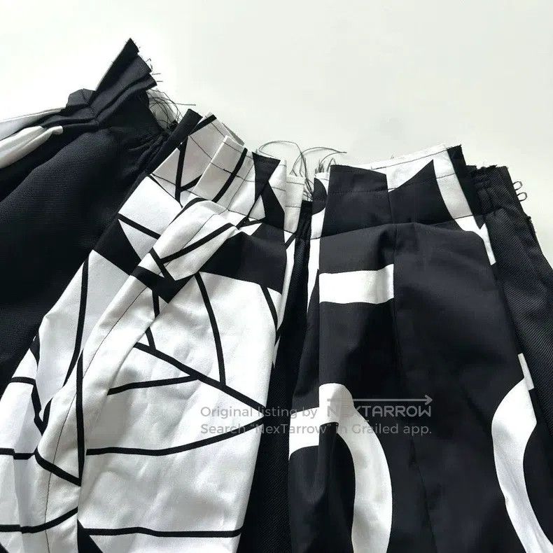 Comme des Garcons Comme Des Garcons size S Black and White Printed Puff Dres Size 23" - 4 Thumbnail