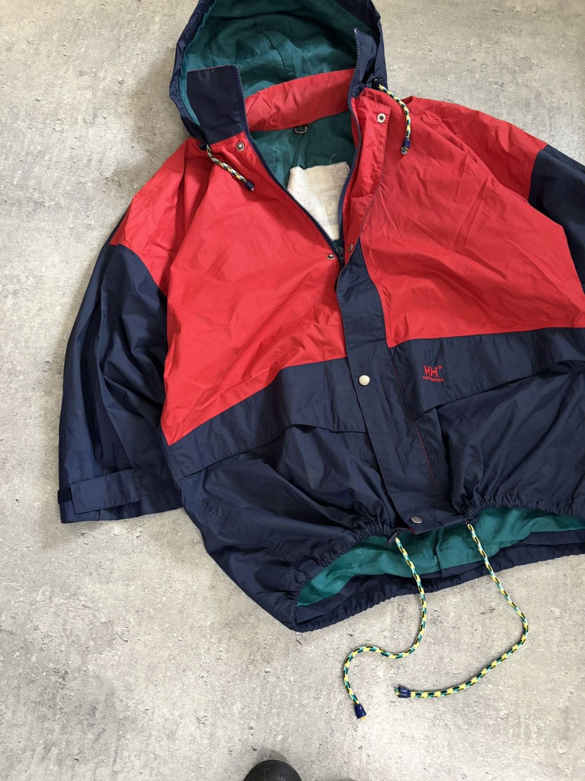 Helly Hansen Helly Hansen Colorful Rain Jacket L/XL Streetwear Y2K Size US L / EU 52-54 / 3 - 3 Thumbnail