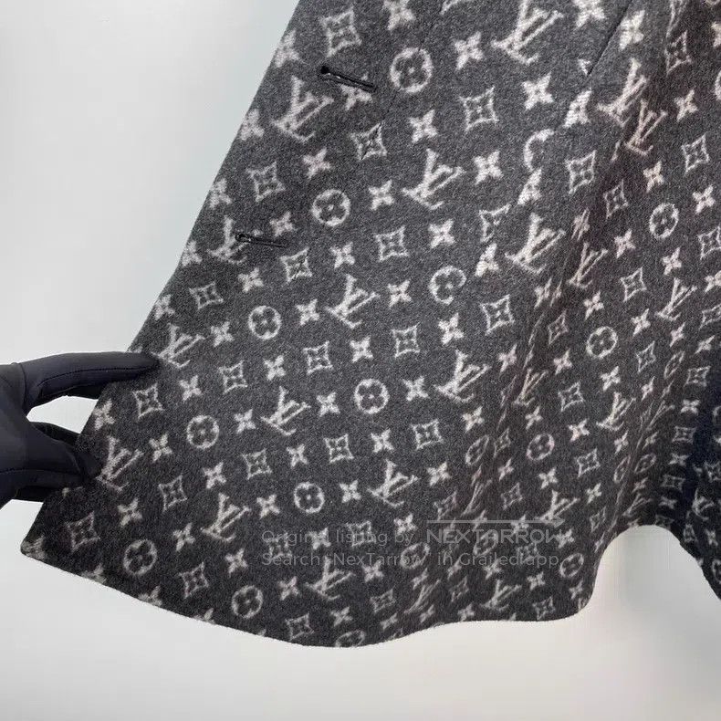 Louis Vuitton Louis Vuitton Grey wool blend with logo inside jacket Size XS / US 0-2 / IT 36-38 - 3 Thumbnail