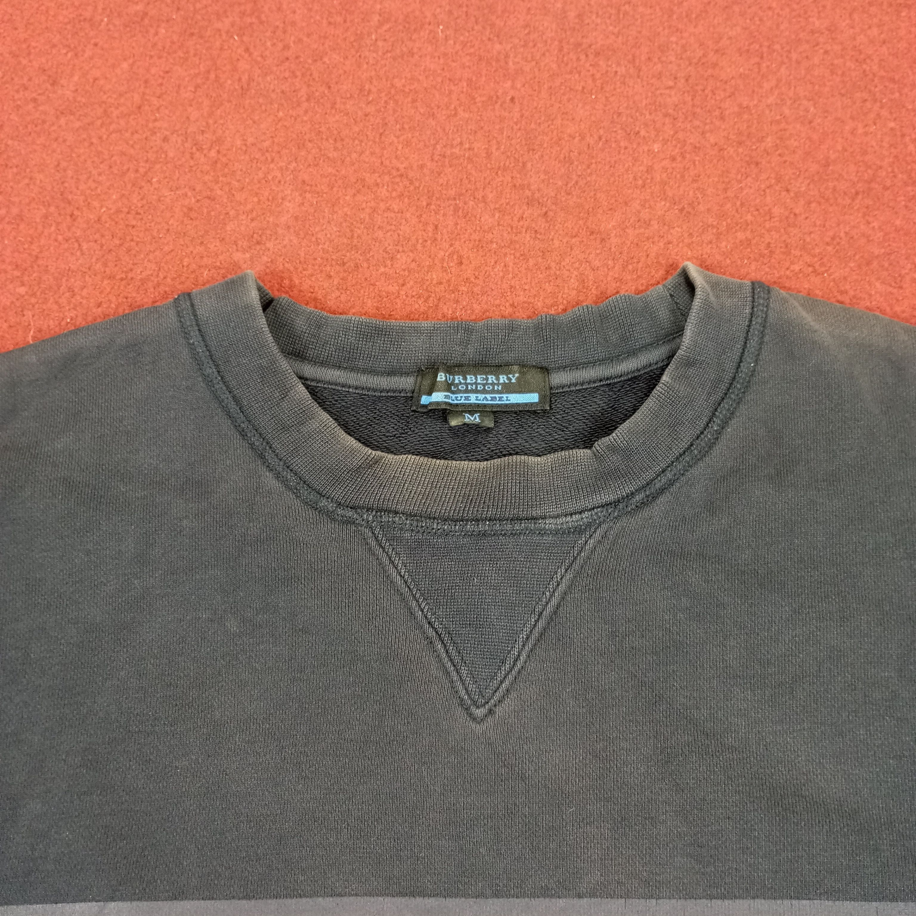 Burberry × Vintage Burberry London Blue Label Winter Style Sweatshirt Size US M / EU 48-50 / 2 - 5 Thumbnail