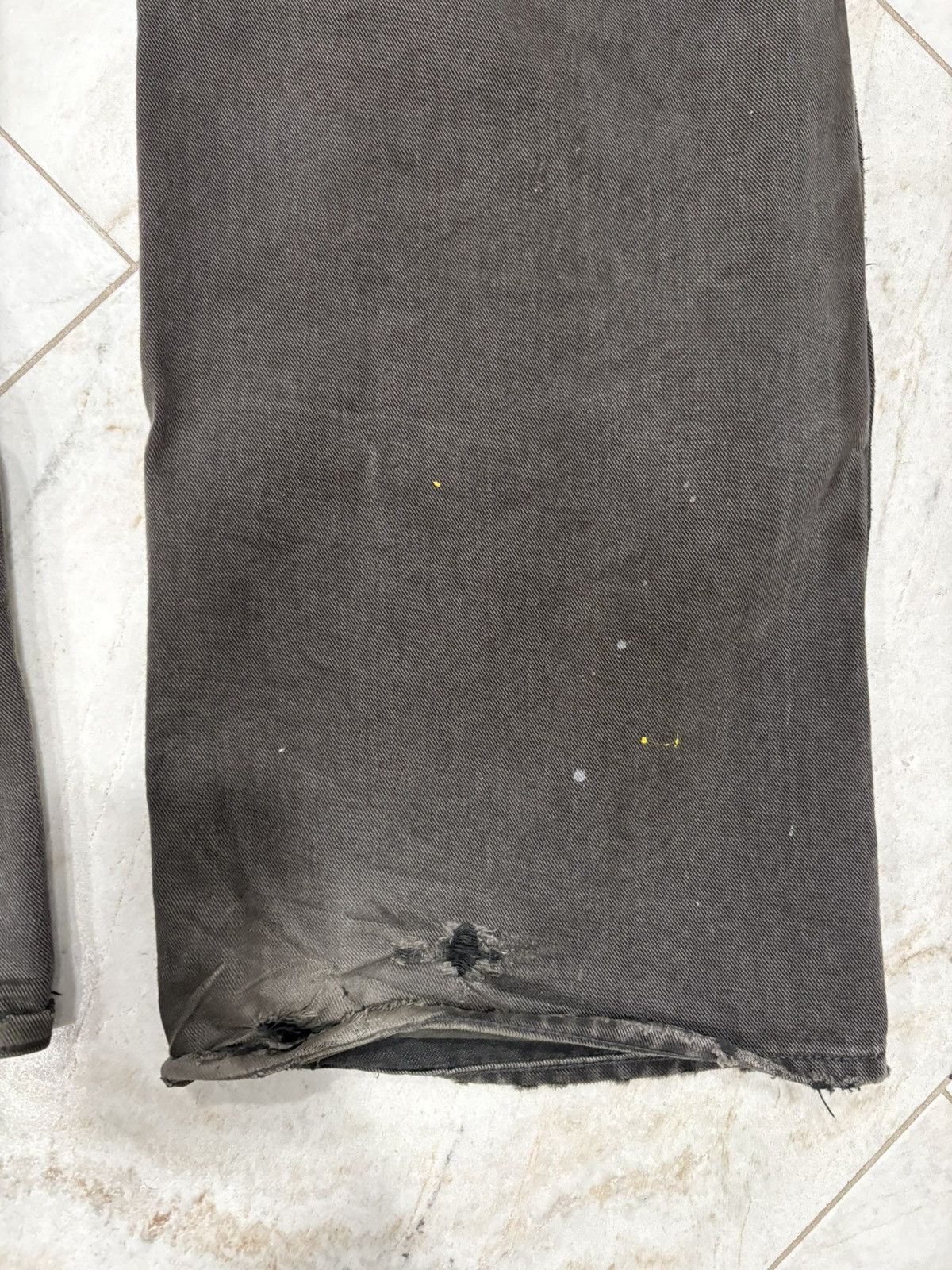 Vuja De GUNTHER DESTROYED DOUBLE-KNEE PANTS IN BRUSHED COTTON Size US 35 - 7 Thumbnail