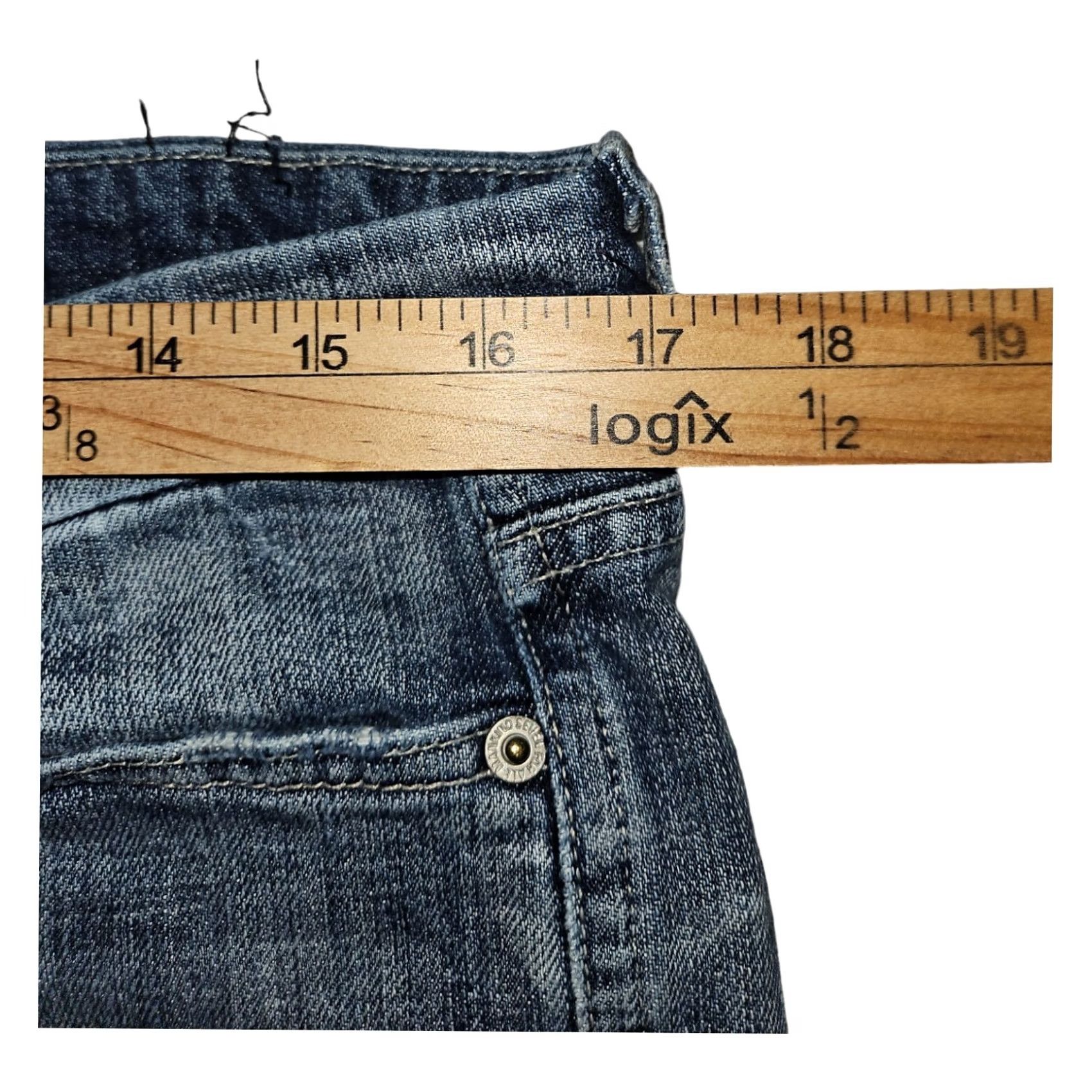 7 For All Mankind VINTAGE? 7 For All Mankind Bermuda Shorts Women's 30 Blue Denim Casual Preppy Size 30" / US 8 / IT 44 - 4 Thumbnail