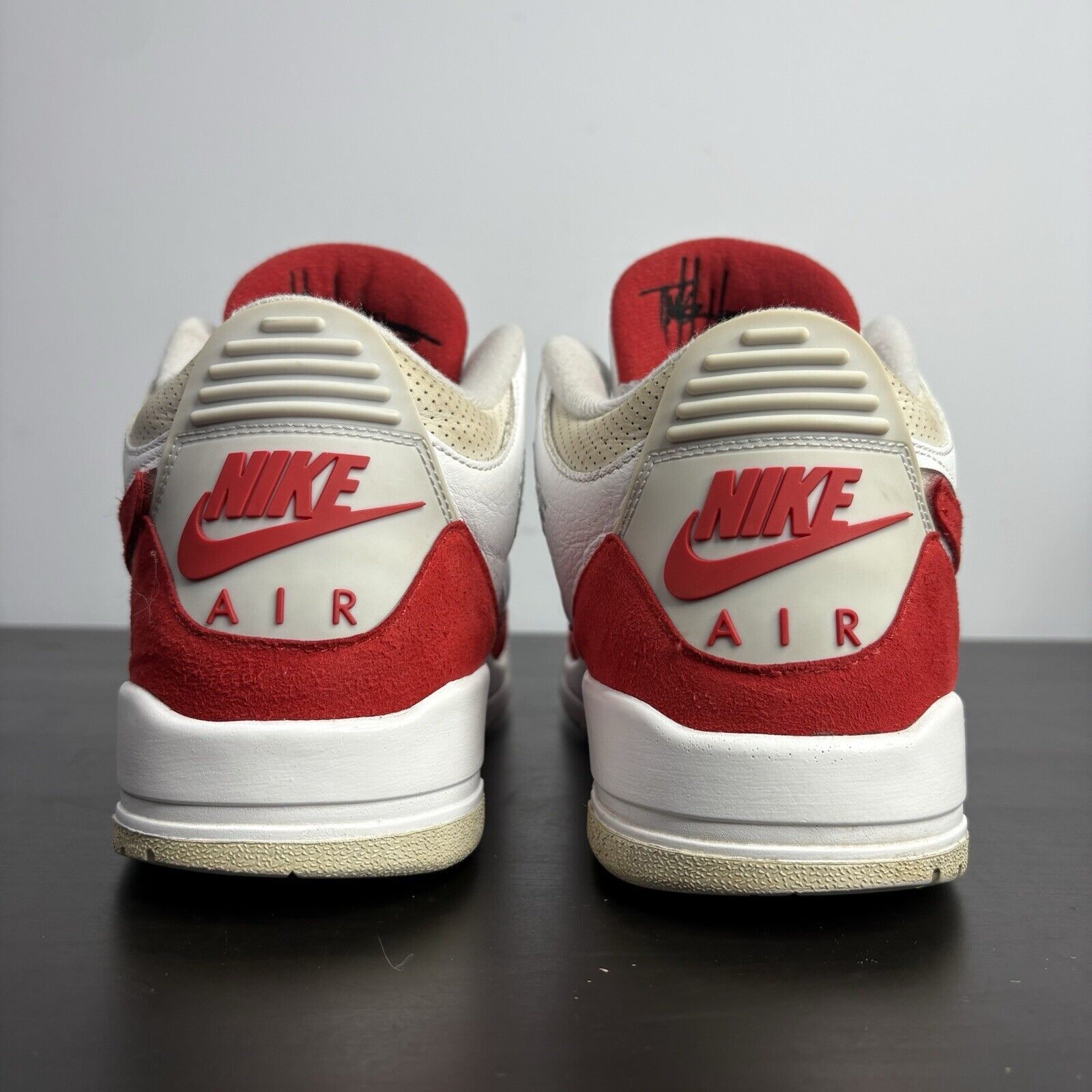 Nike Size 11.5 - Jordan 3 Retro Tinker Air Max 1 2019 Size US 11.5 / EU 44-45 - 5 Thumbnail
