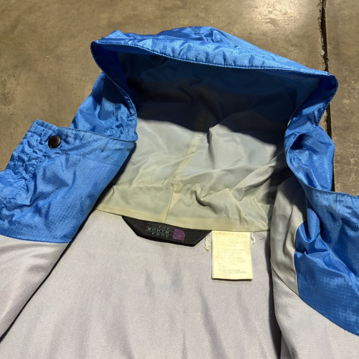 The North Face Vintage The North Face Lightweight Jacket Windbreaker Ski Size US L / EU 52-54 / 3 - 10 Thumbnail