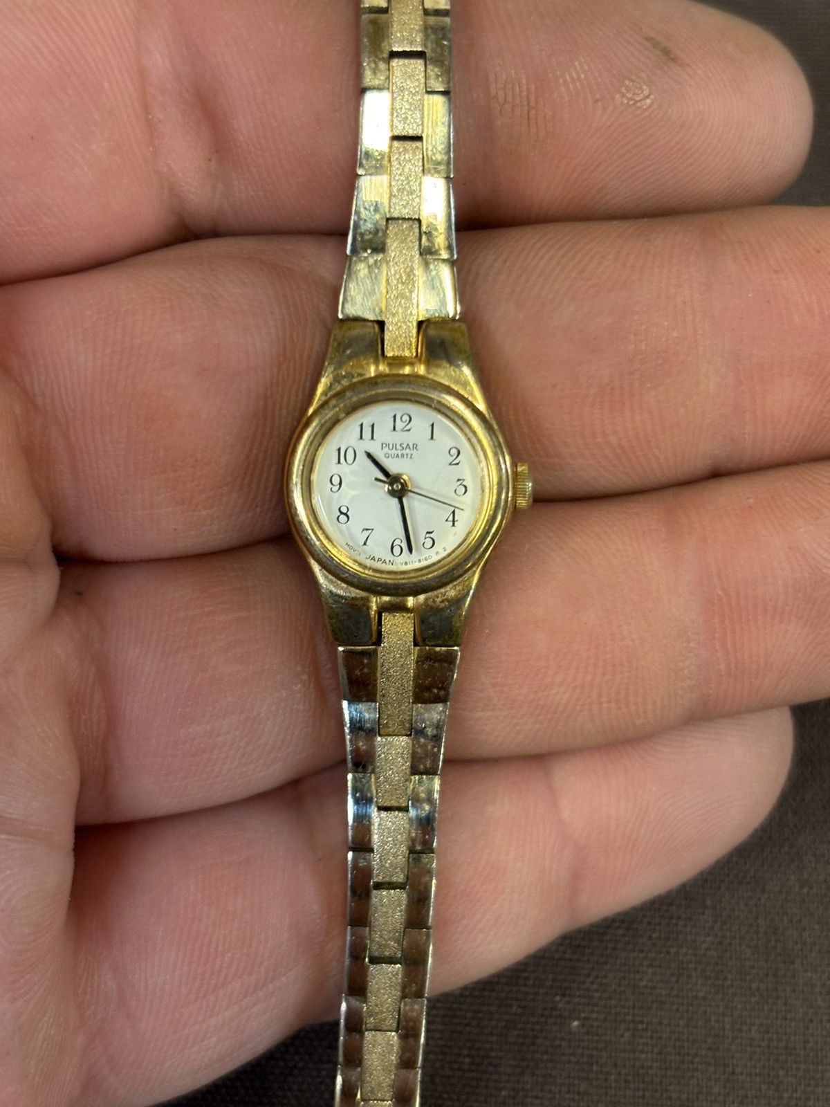 Seiko Pulsar V811-2280 Gold Tone Women’s Watch! New Battery! Size ONE SIZE - 1 Thumbnail