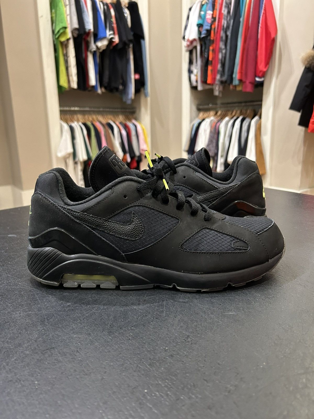 Nike Nike Air Max 180 ‘Night Ops’ Size US 11.5 / EU 44-45 - 2 Thumbnail