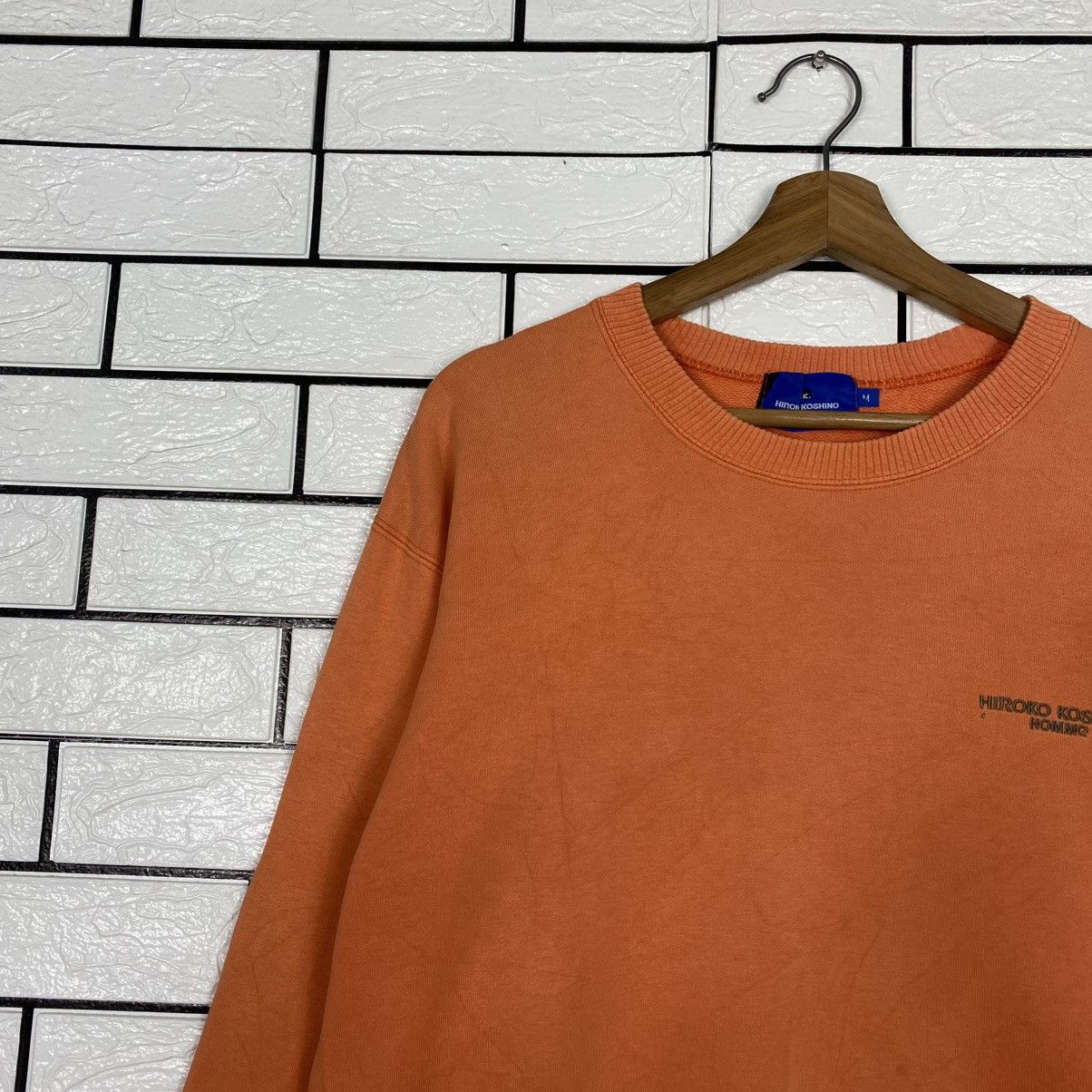 Japanese Brand 📌Vintage Sweatshirt Hiroko Koshino Big Logo Size US M / EU 48-50 / 2 - 8 Thumbnail