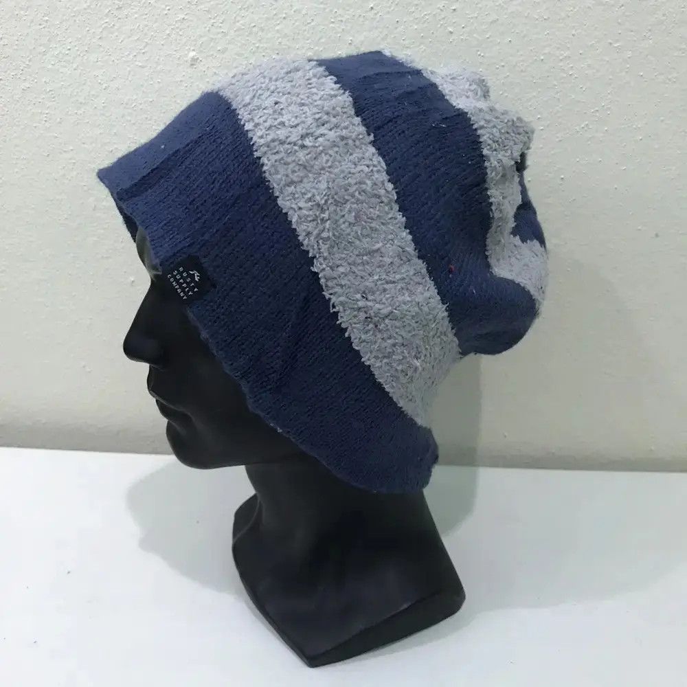 Rusty × Vintage Rusty Stripe Design Beanie Hat Size ONE SIZE - 2 Thumbnail