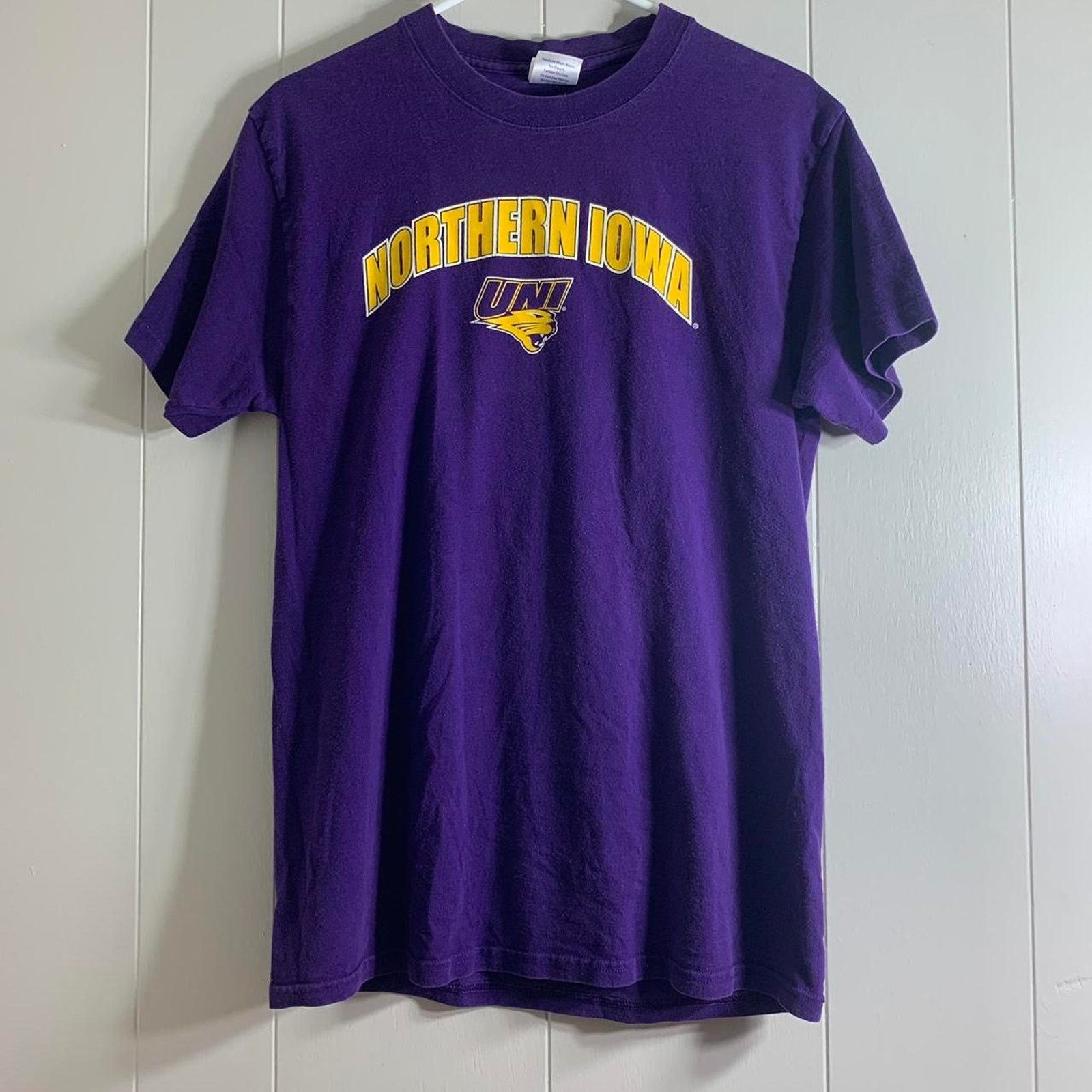 NCAA Y2K 2000’s UNIVERSITY OF NORTHERN IOWA PANTHERS tee shirt M Size US M / EU 48-50 / 2 - 2 Thumbnail