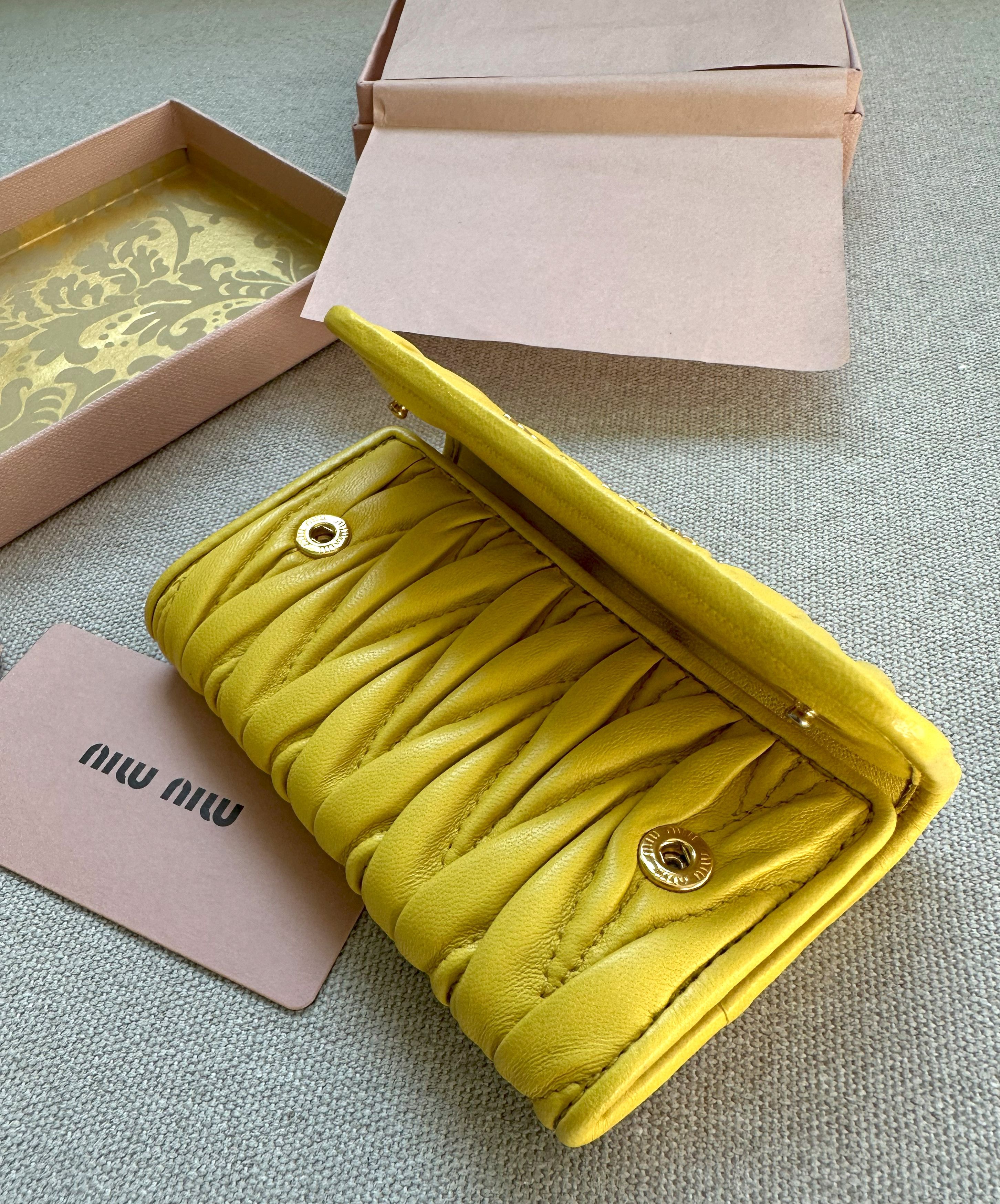 Miu Miu MIU MIU keychain Matelassé Size ONE SIZE - 3 Thumbnail