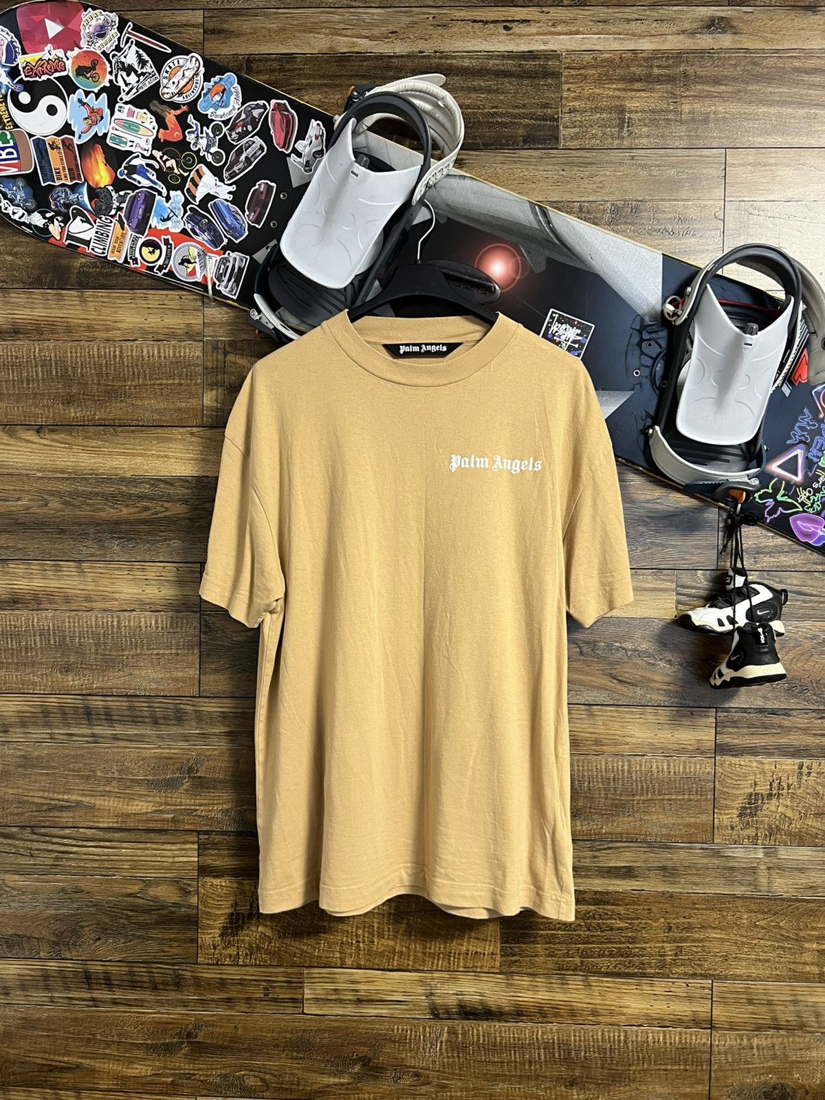 Palm Angels Palm Angels Large Tan Basic Logo Tee Size US XL / EU 56 / 4 - 1 Thumbnail