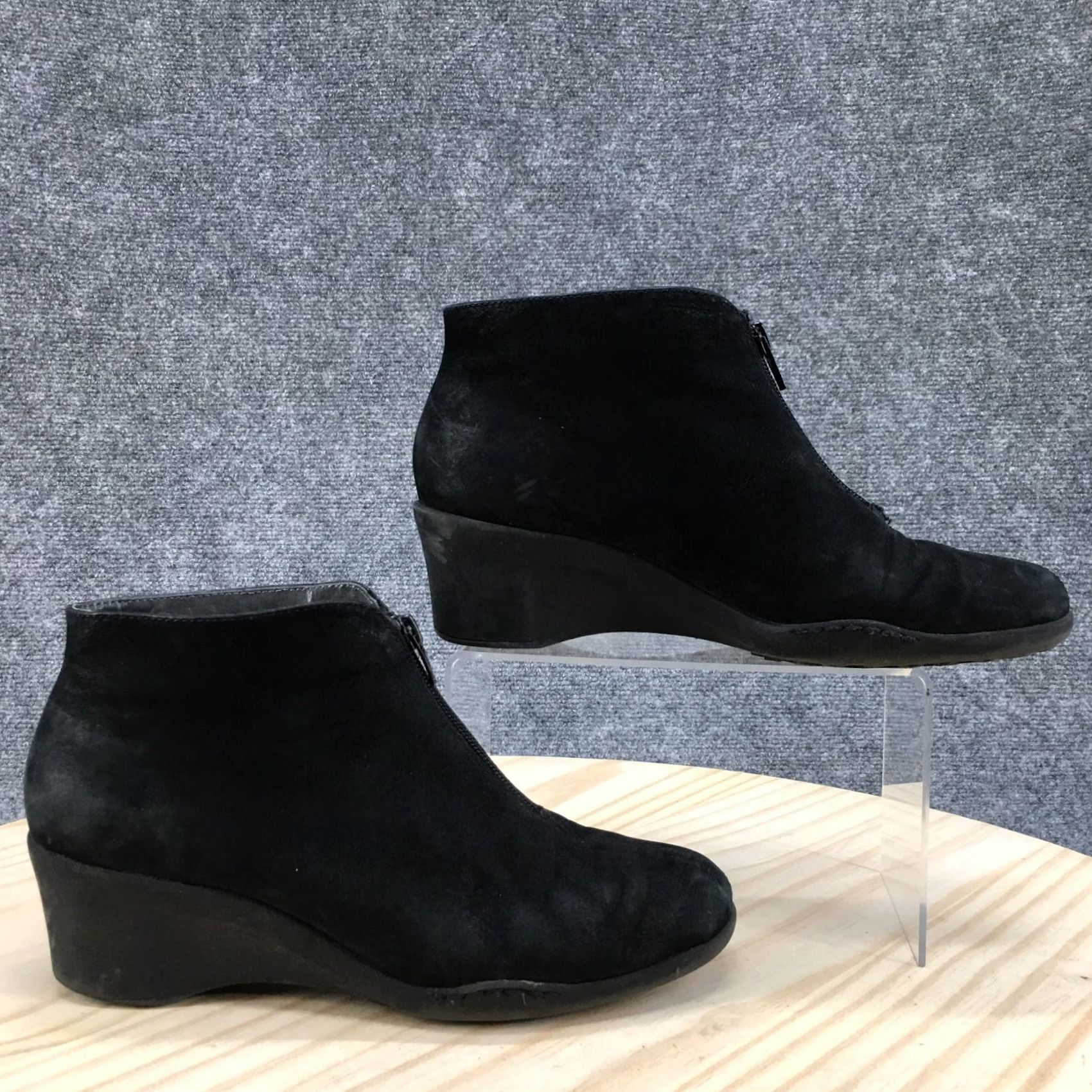 Vintage Aerosoles Torista Boots Womens 8 M Front Zip Wedge Ankle Bootie Black Suede Size US 8 / IT 38 - 2 Thumbnail